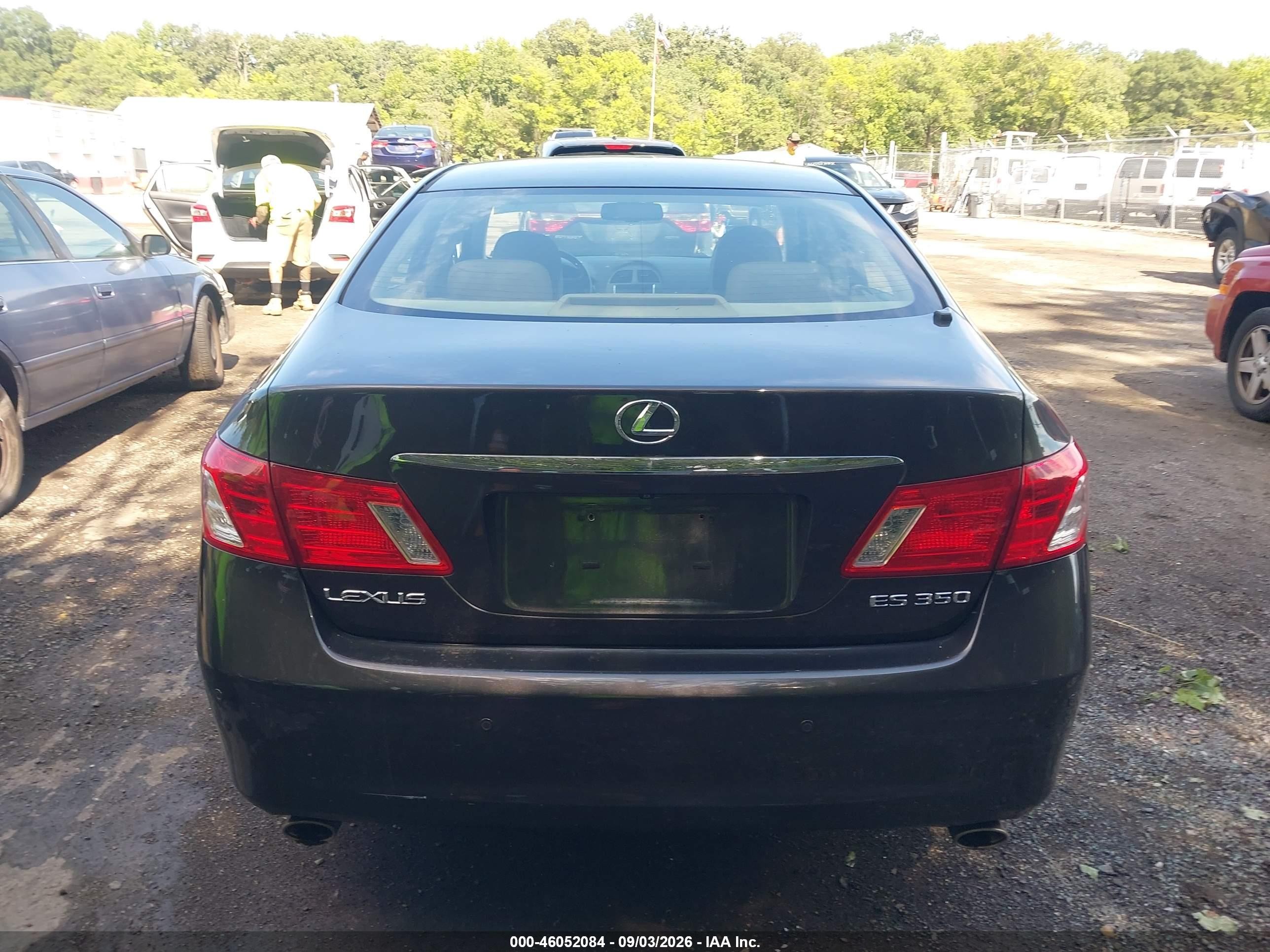 2009 Lexus Es 350   Gray vin: JTHBJ46G692301034