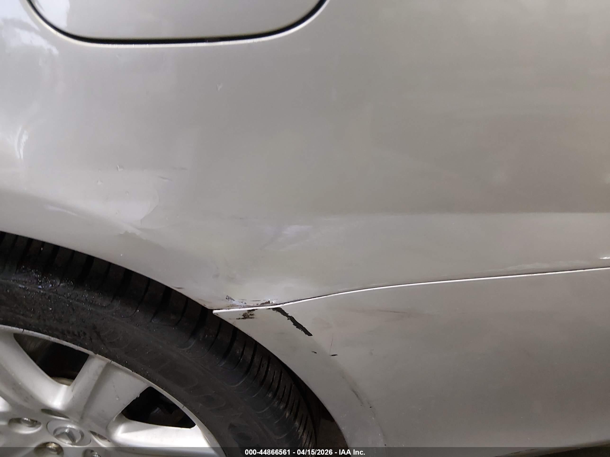 2009 Lexus Es 350   Silver vin: JTHBJ46G692337726