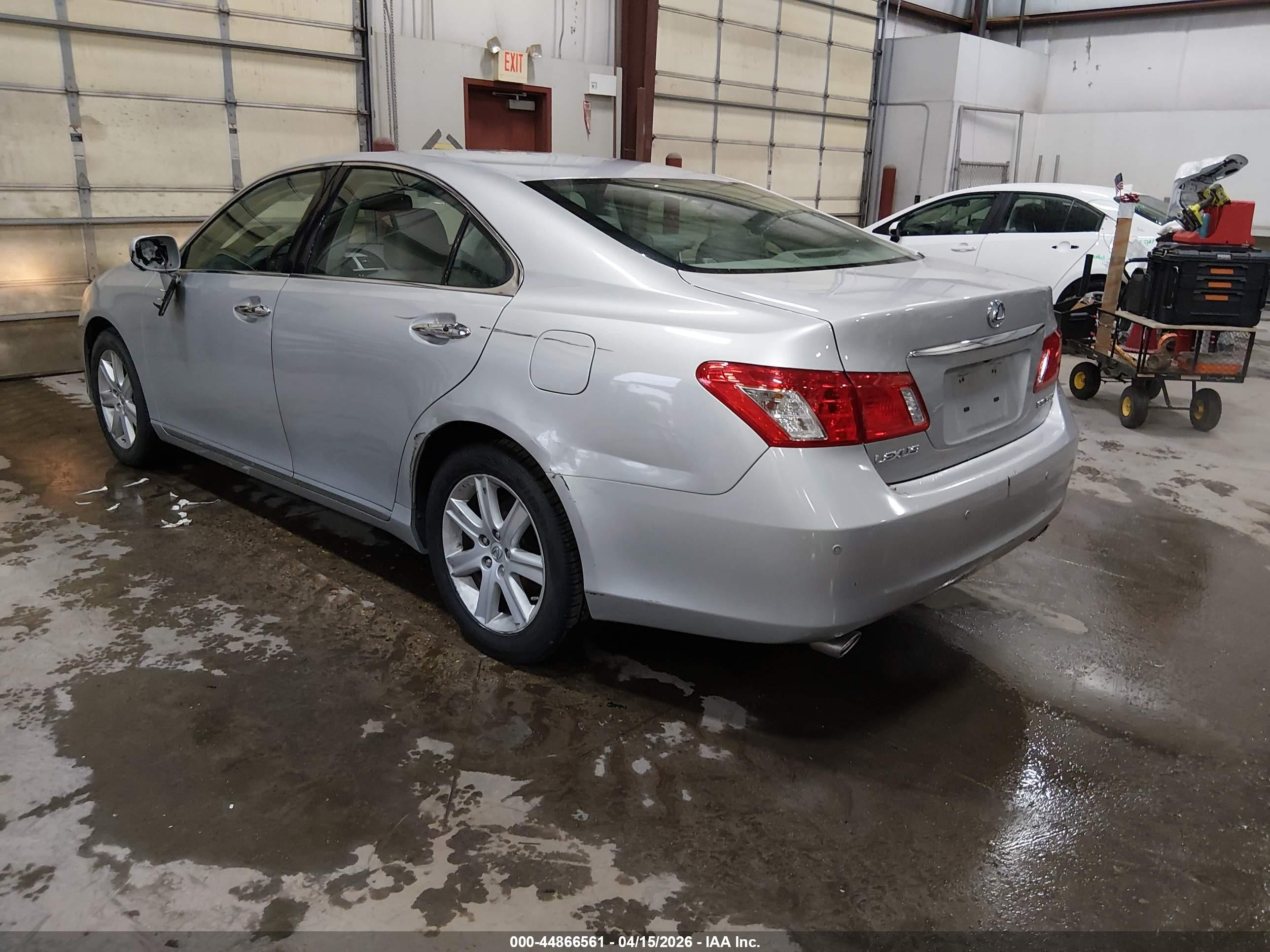 2009 Lexus Es 350   Silver vin: JTHBJ46G692337726