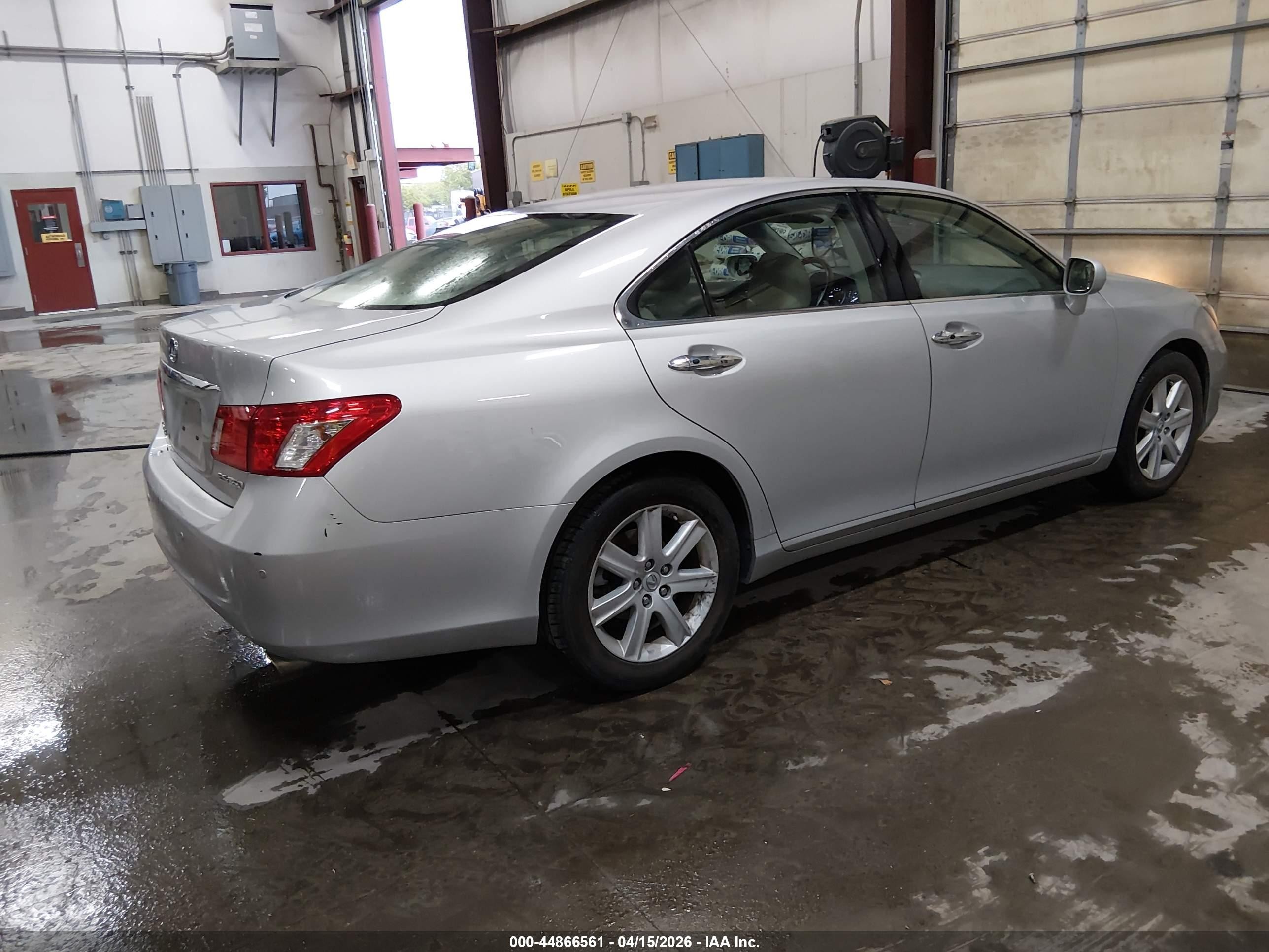 2009 Lexus Es 350   Silver vin: JTHBJ46G692337726