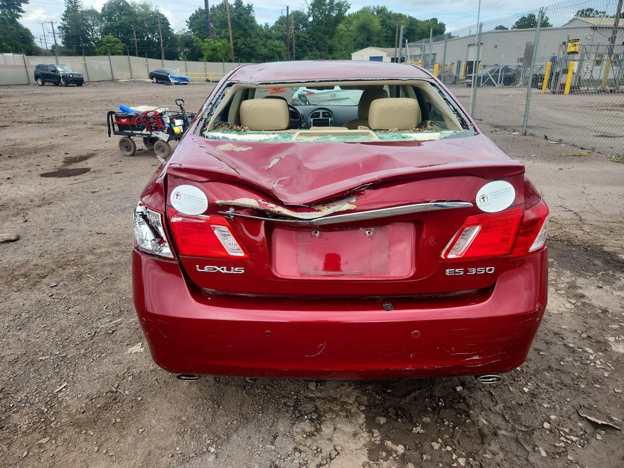 2009 Lexus Es 350 Red vin: JTHBJ46G792308333