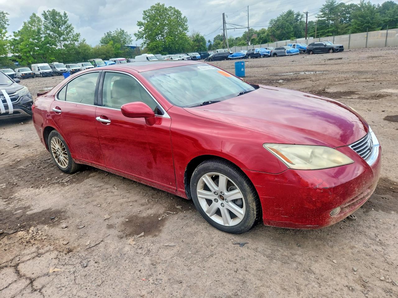 2009 Lexus Es 350 Red vin: JTHBJ46G792308333