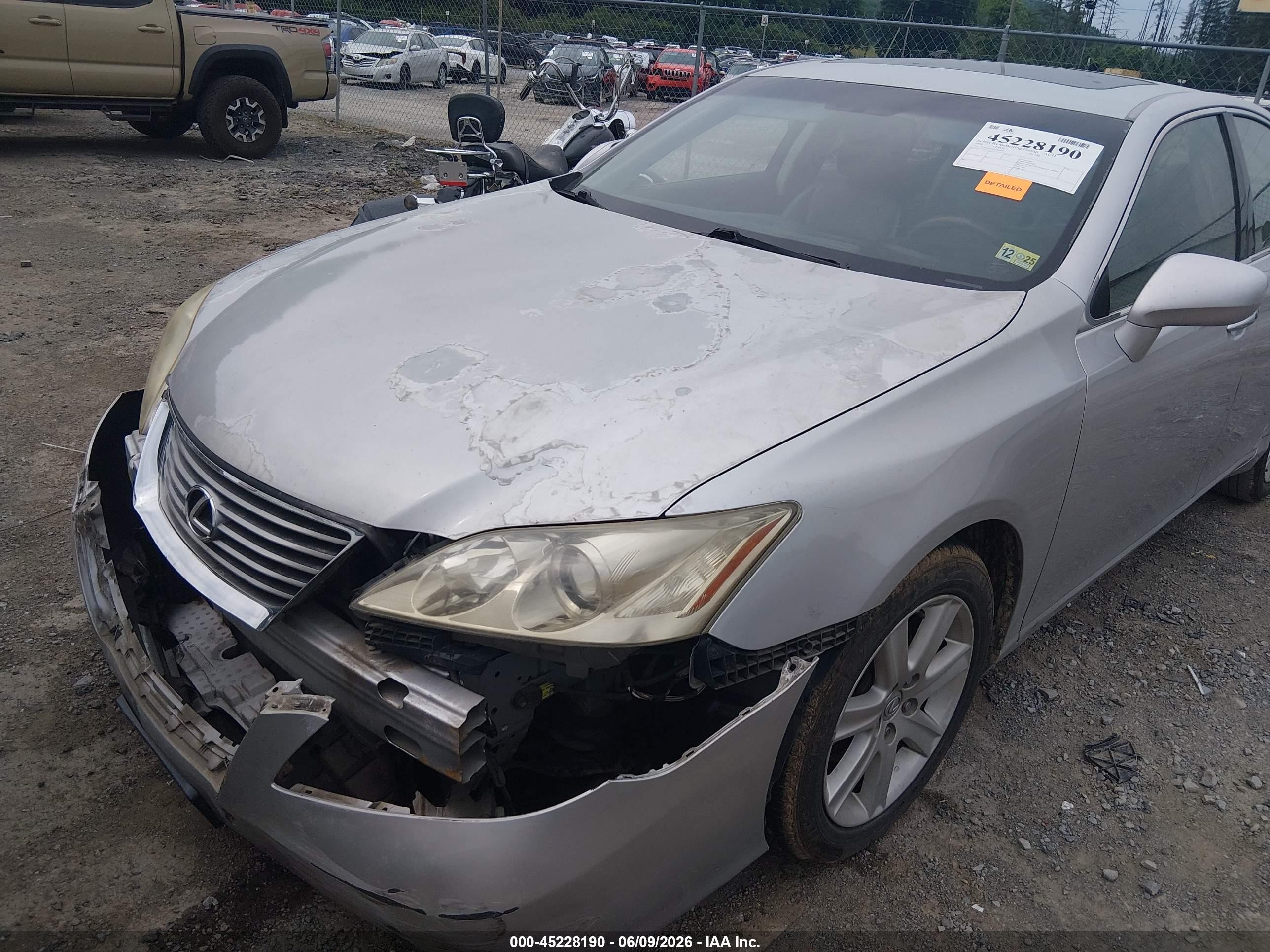 2009 Lexus Es 350   Серебряный vin: JTHBJ46G792331949