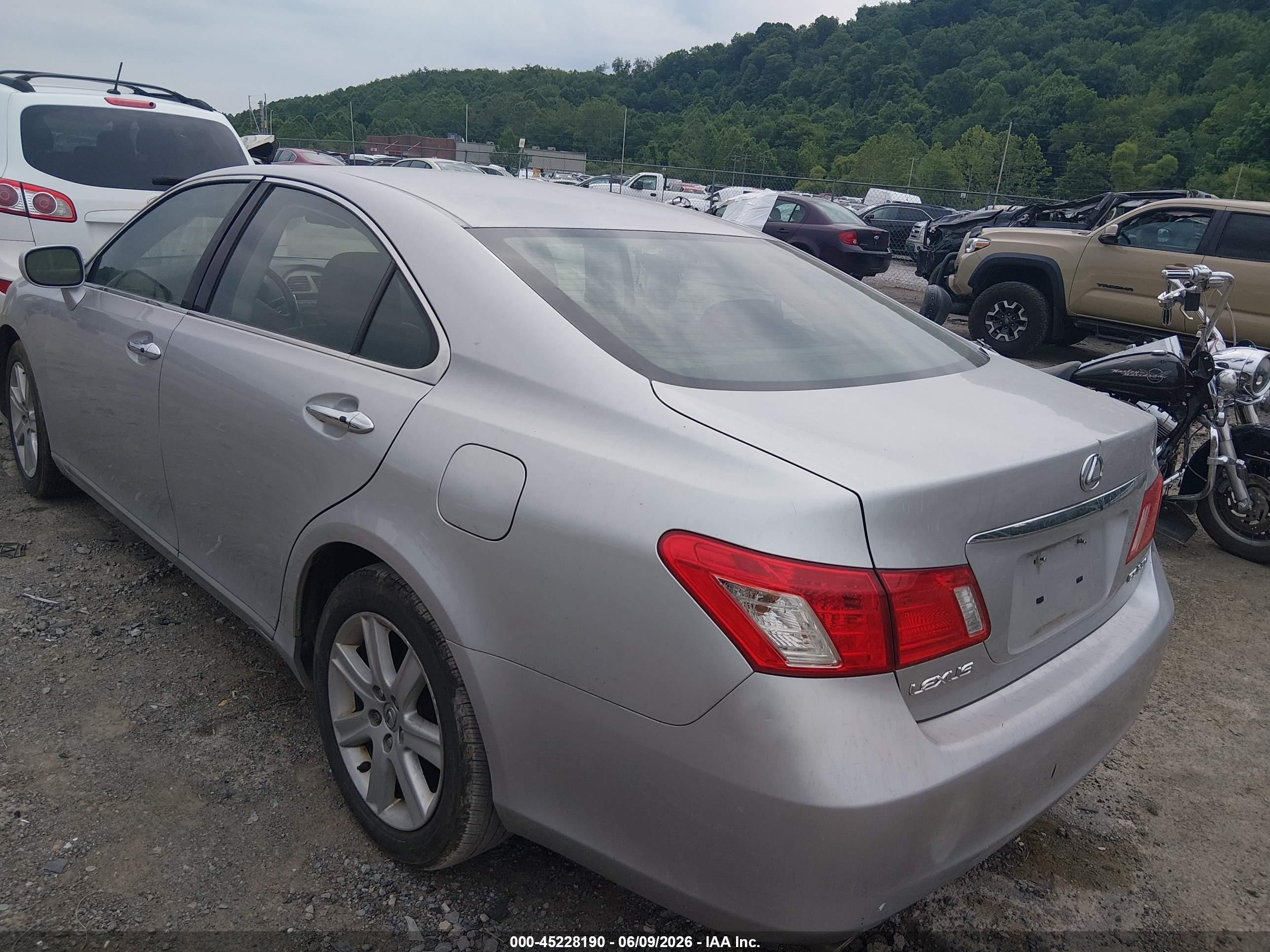 2009 Lexus Es 350   Серебряный vin: JTHBJ46G792331949