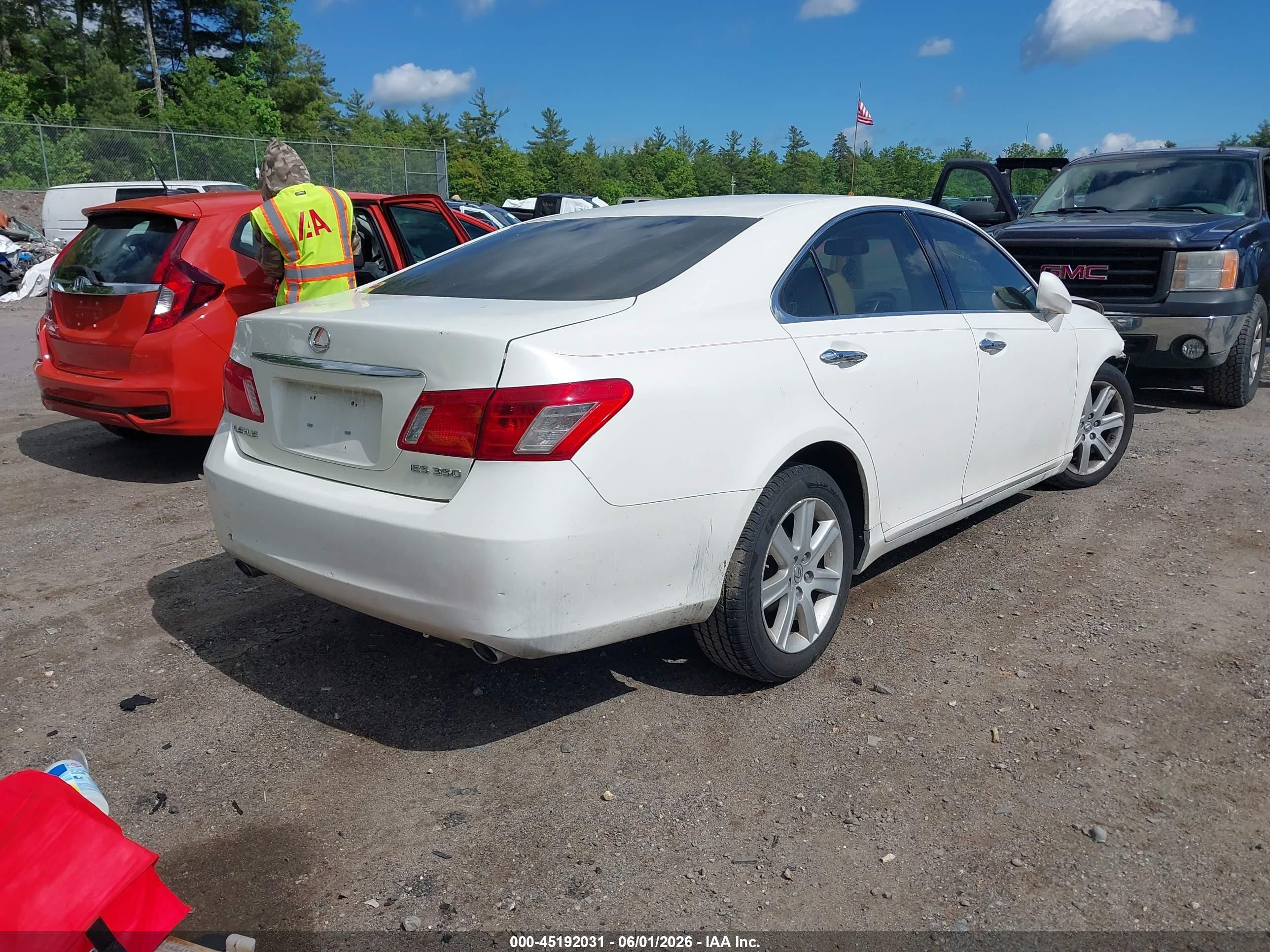 2007 Lexus Es 350   White vin: JTHBJ46G872013089