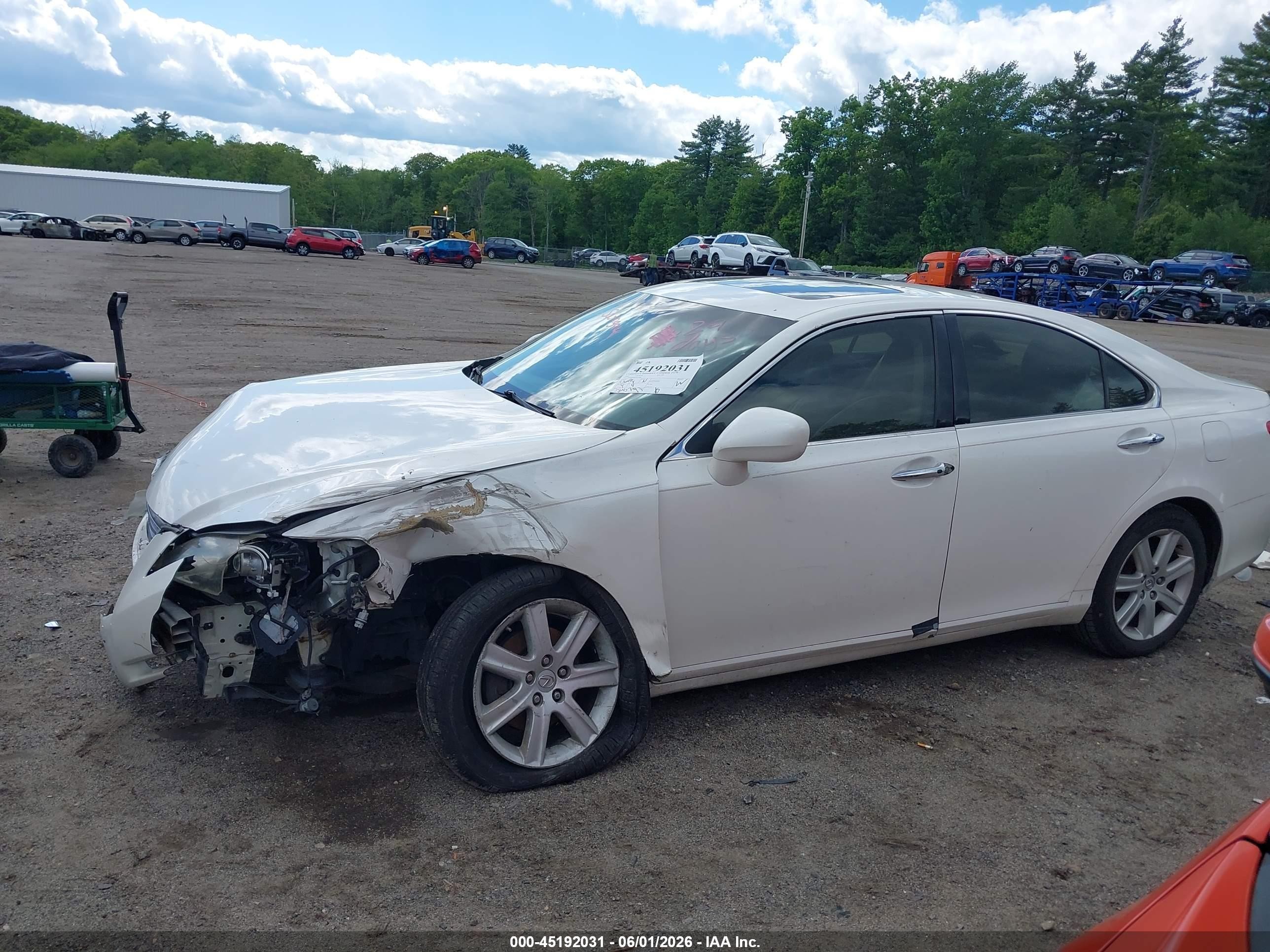 2007 Lexus Es 350   White vin: JTHBJ46G872013089
