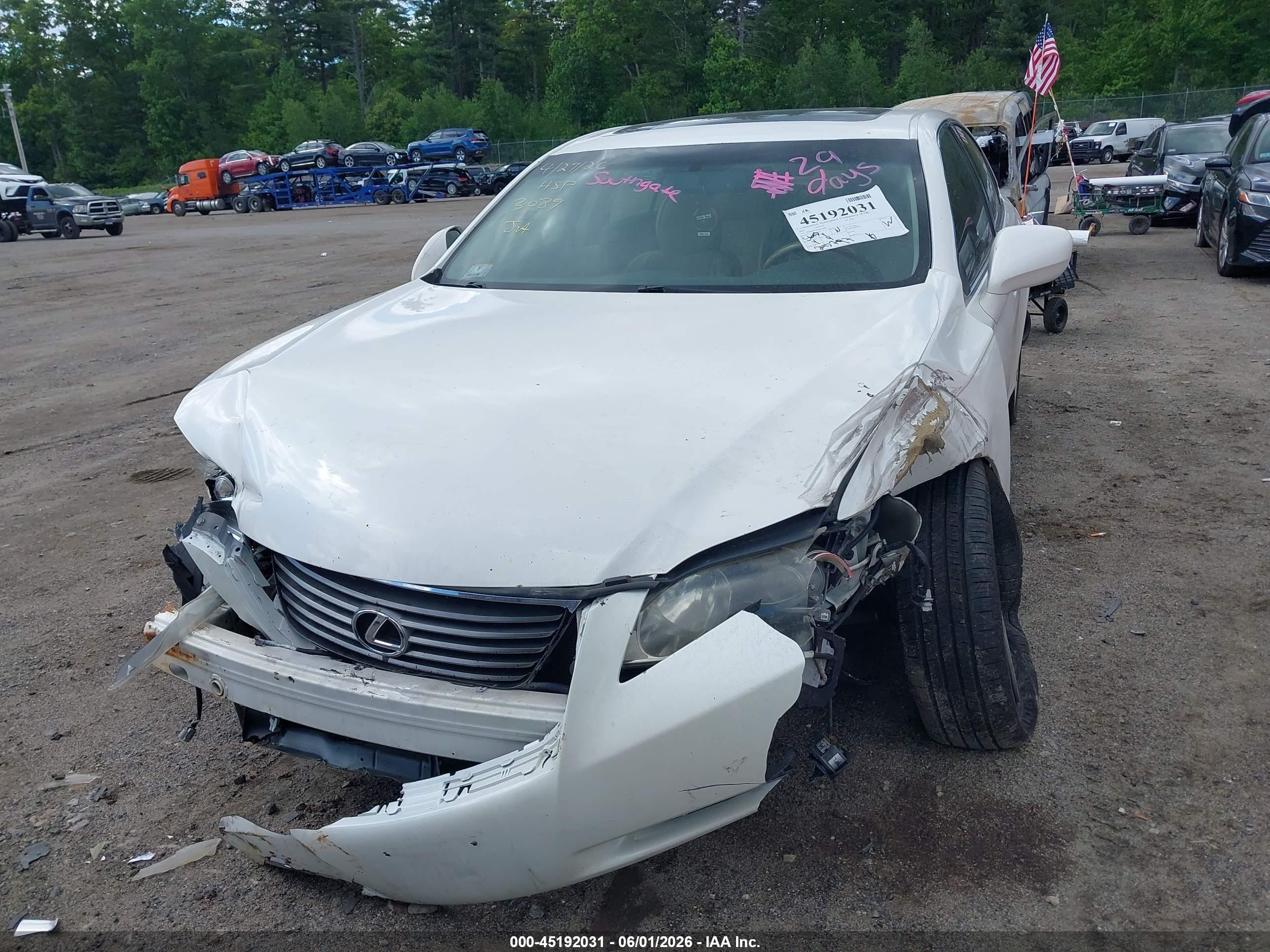 2007 Lexus Es 350   White vin: JTHBJ46G872013089