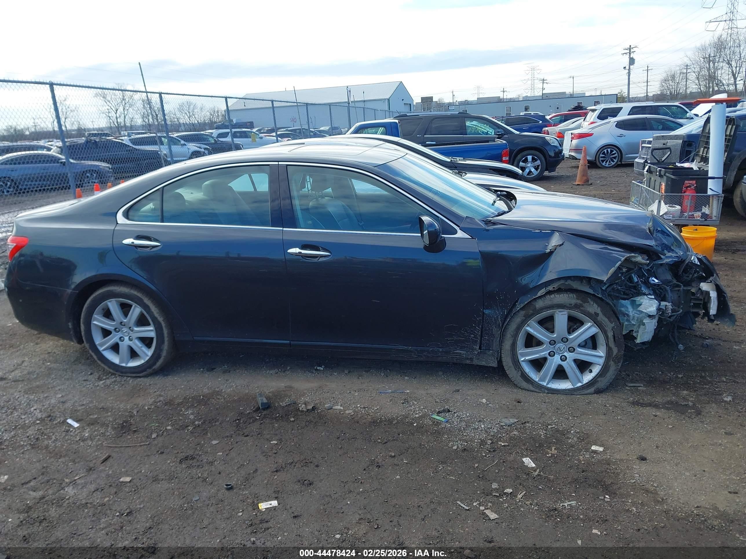 2007 Lexus Es 350   Серый vin: JTHBJ46G872048358