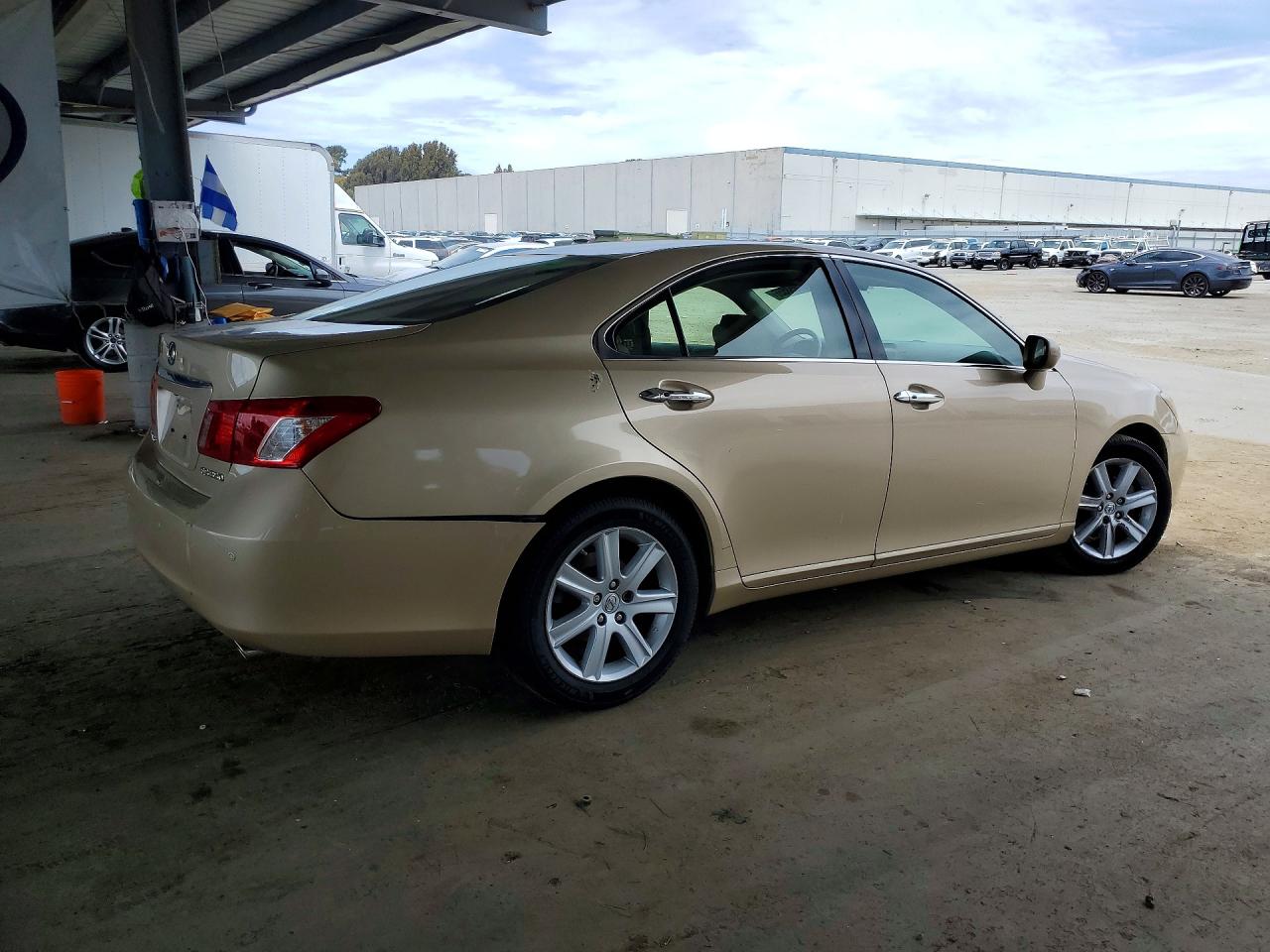 2008 Lexus Es 350 Gold vin: JTHBJ46G882182904