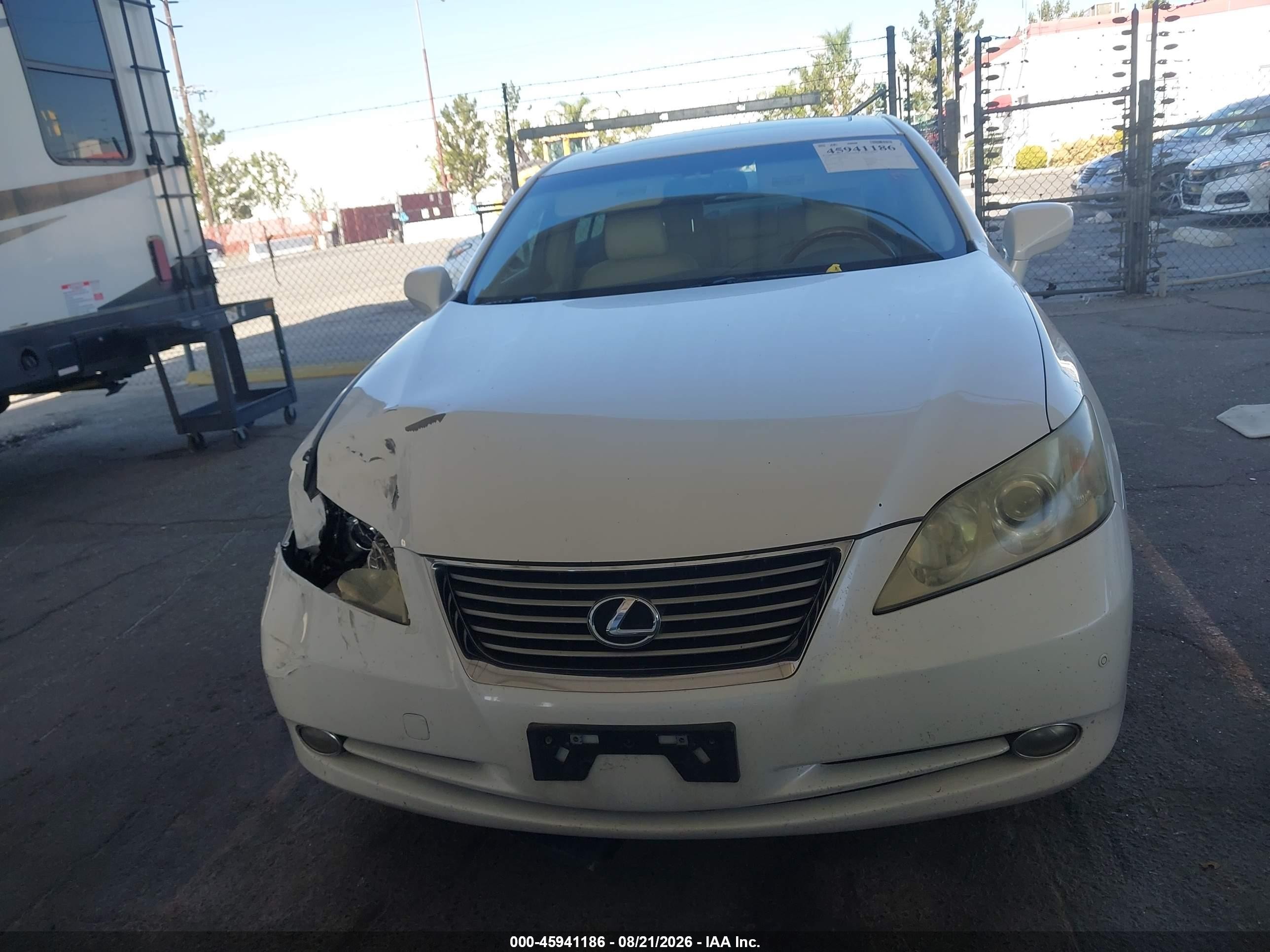 2008 Lexus Es 350   White vin: JTHBJ46G882200057