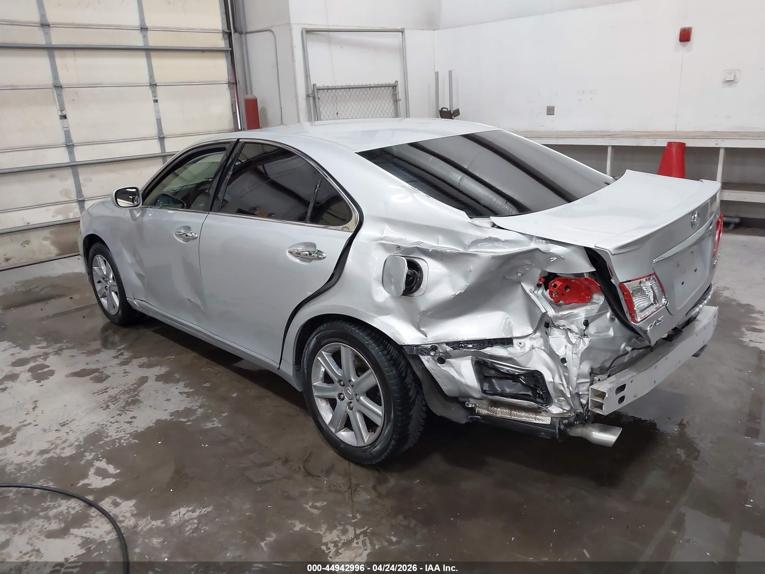 2008 Lexus Es 350   Silver vin: JTHBJ46G882235133