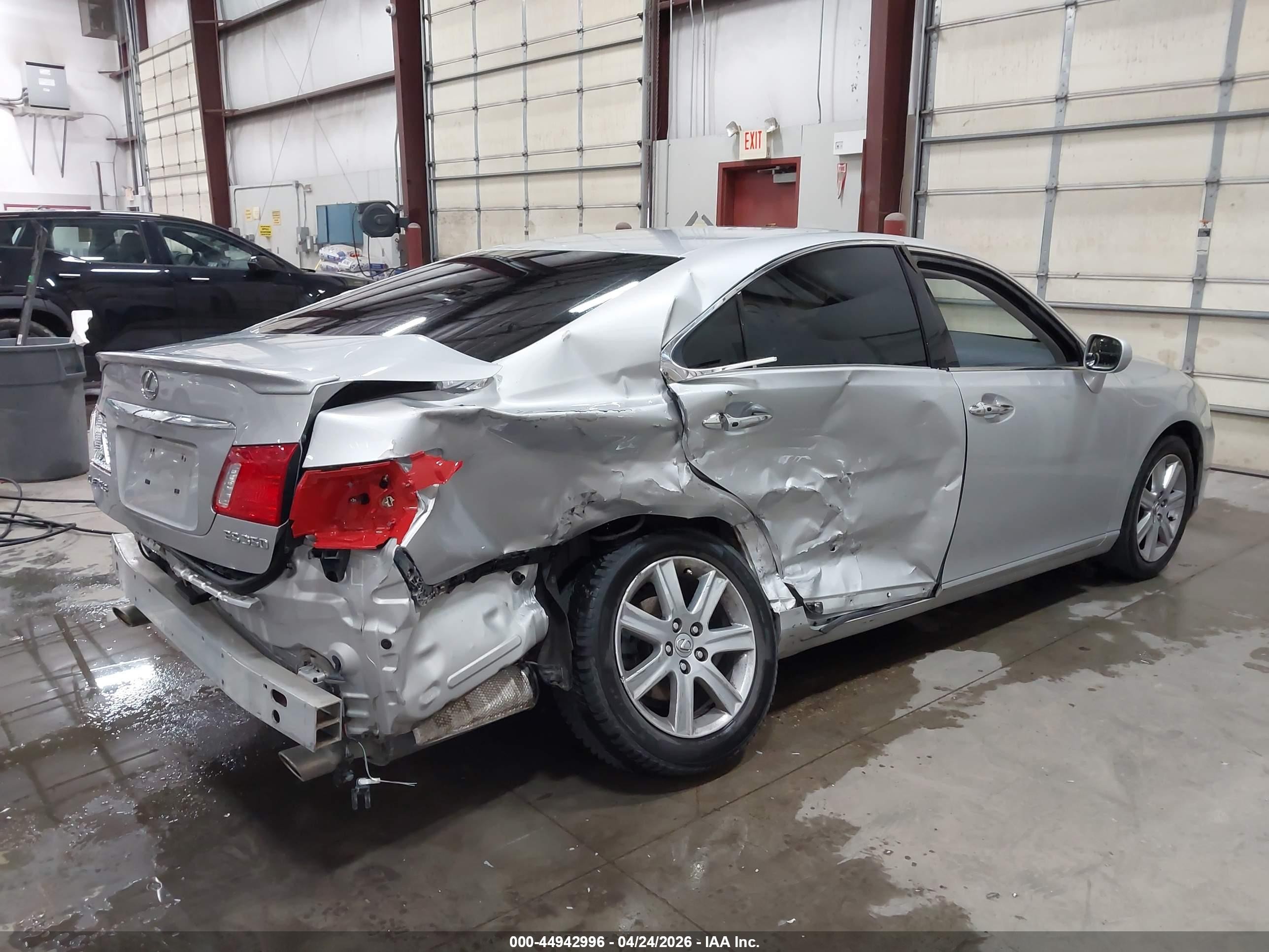 2008 Lexus Es 350   Silver vin: JTHBJ46G882235133