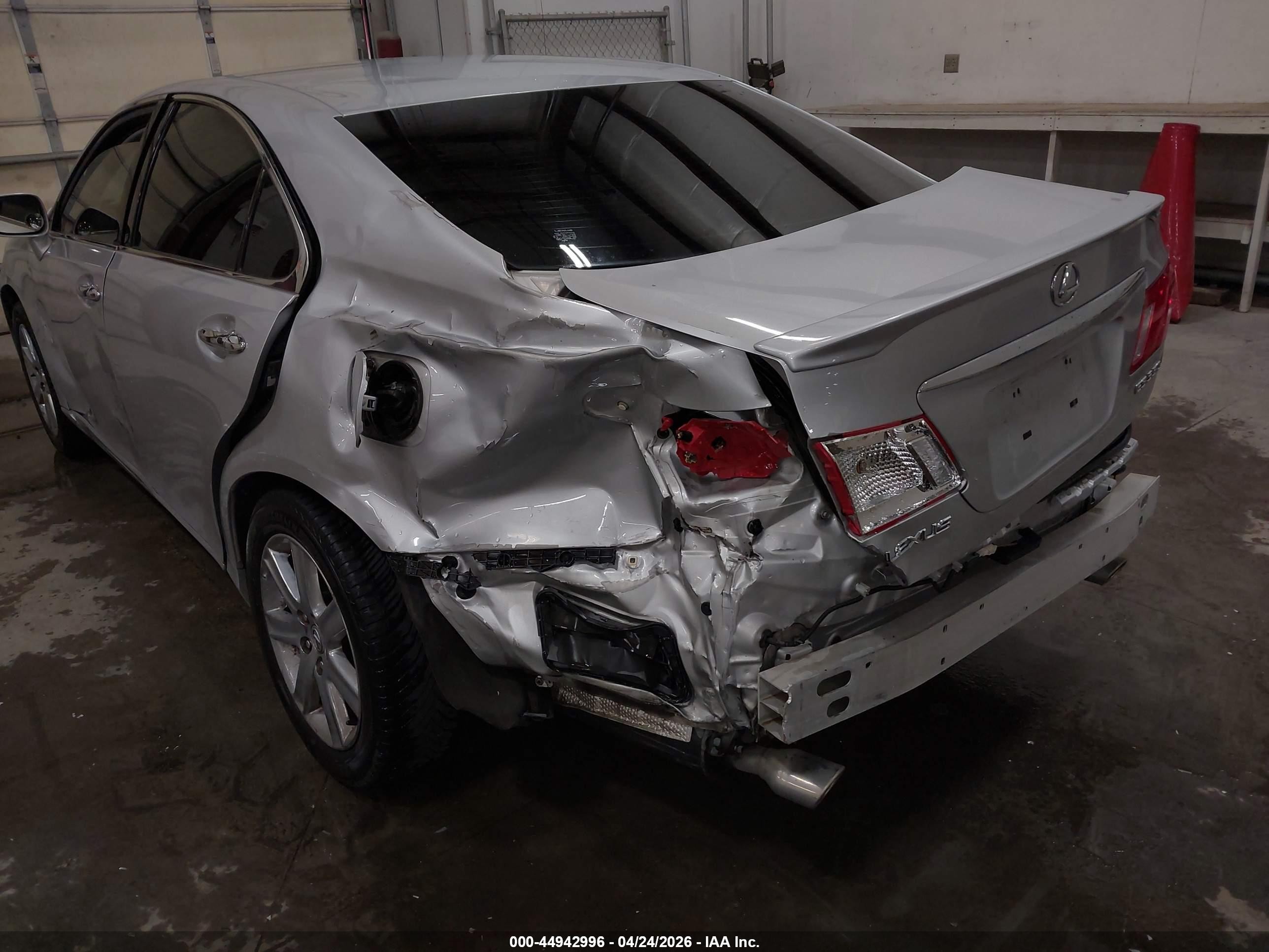 2008 Lexus Es 350   Silver vin: JTHBJ46G882235133