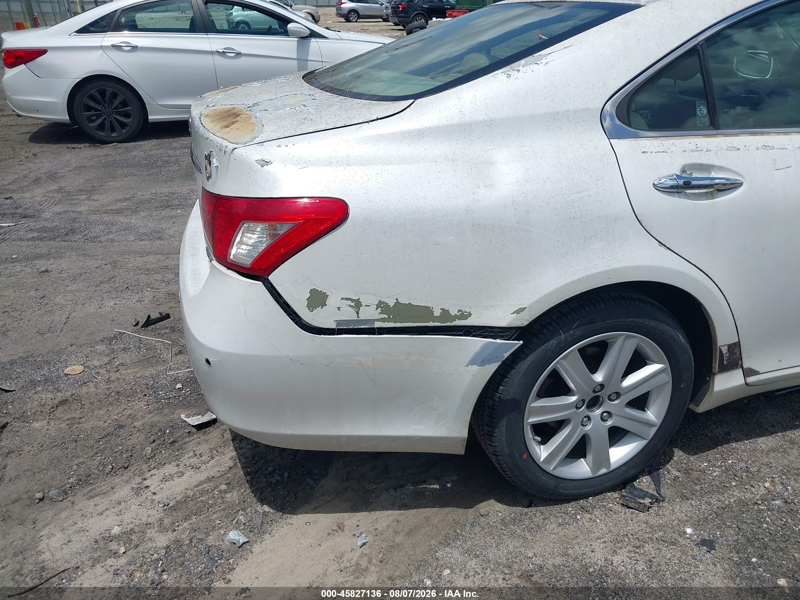 2008 Lexus Es 350   White vin: JTHBJ46G882266091