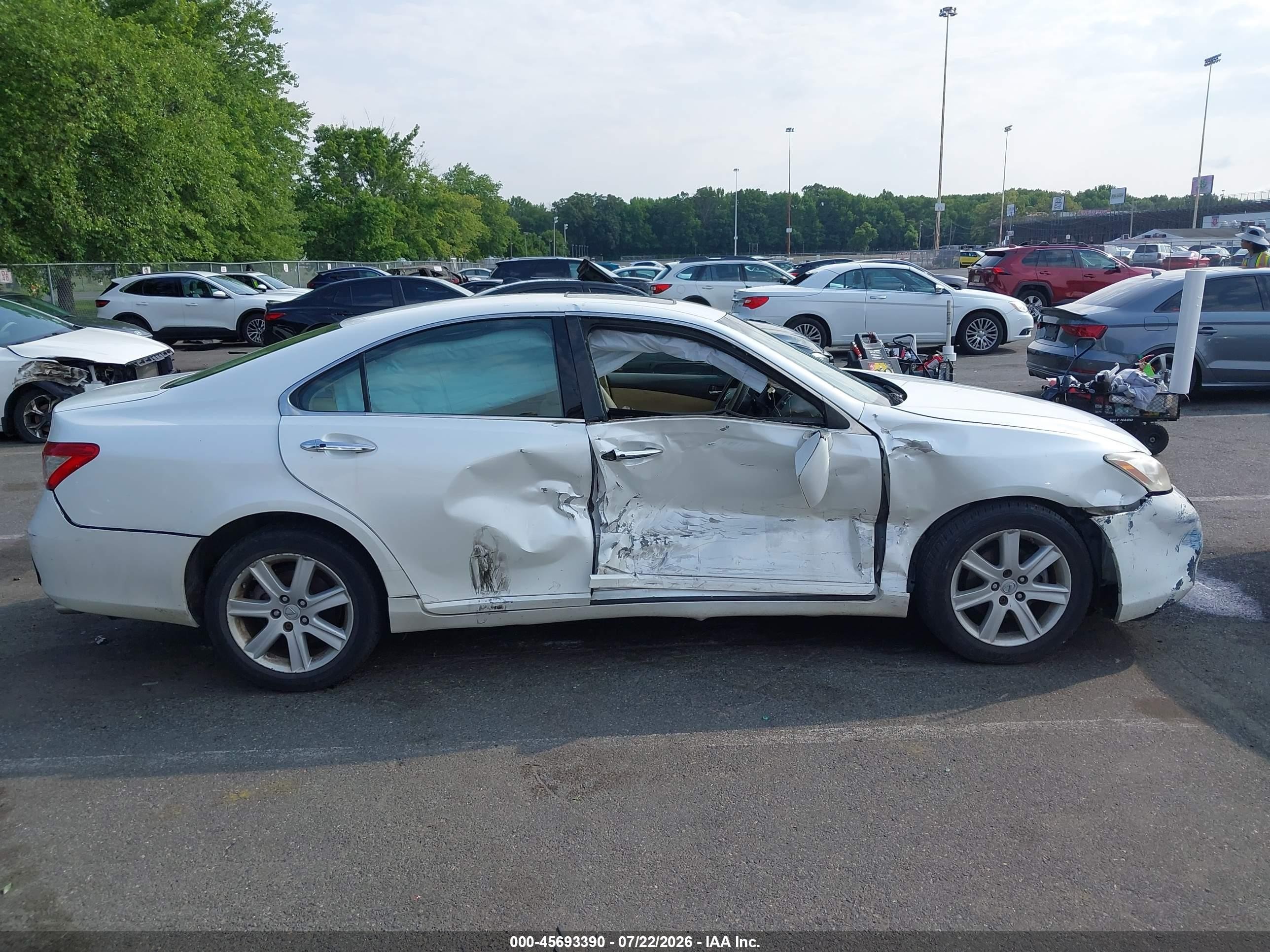 2008 Lexus Es 350   White vin: JTHBJ46G882267967