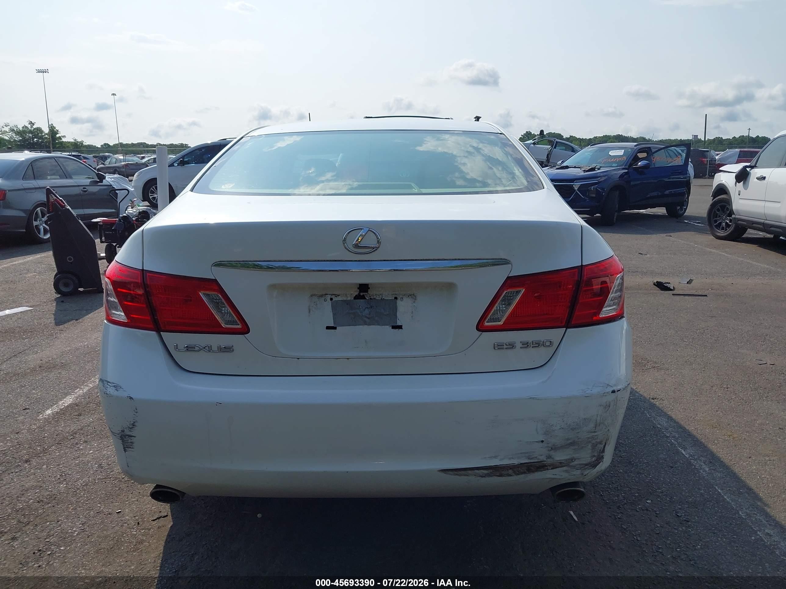 2008 Lexus Es 350   White vin: JTHBJ46G882267967