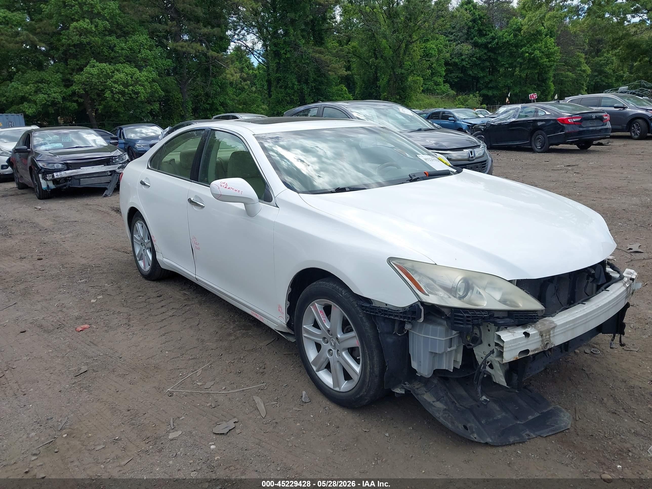 2009 Lexus Es 350   White vin: JTHBJ46G892280378