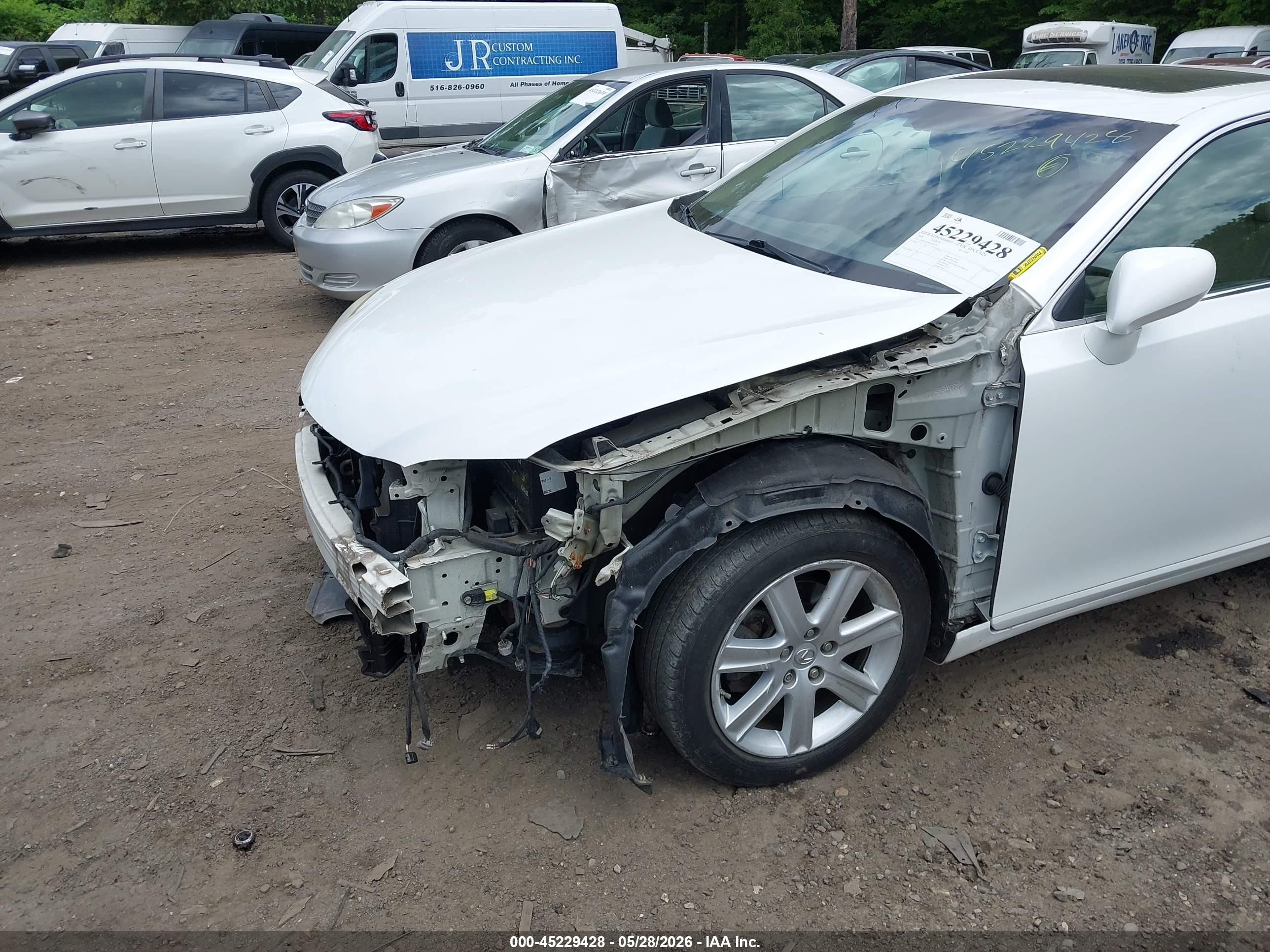 2009 Lexus Es 350   White vin: JTHBJ46G892280378