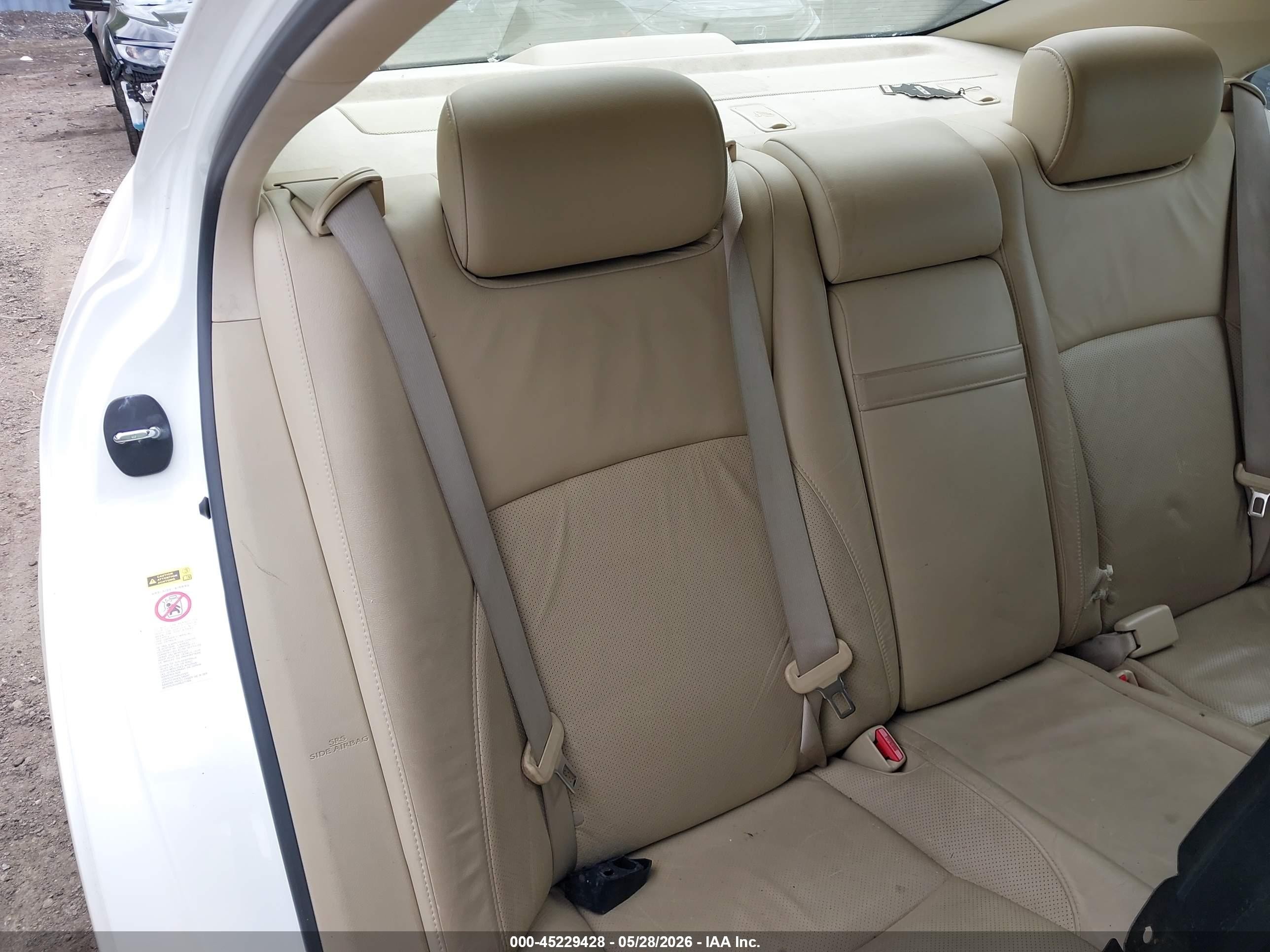 2009 Lexus Es 350   White vin: JTHBJ46G892280378