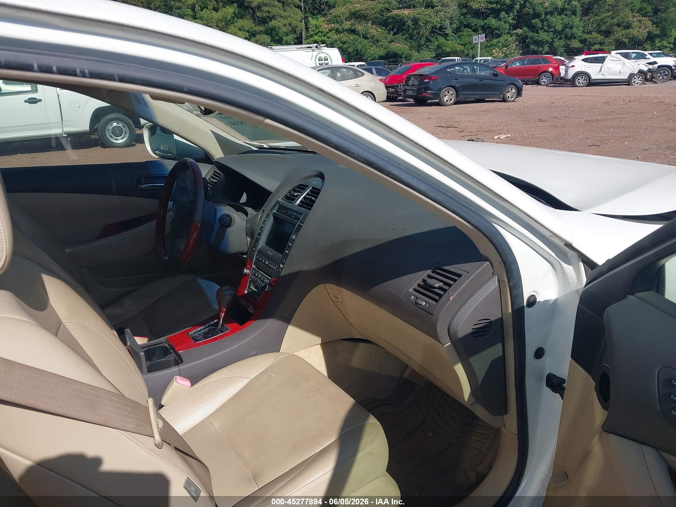 2007 Lexus Es 350   White vin: JTHBJ46G972015899