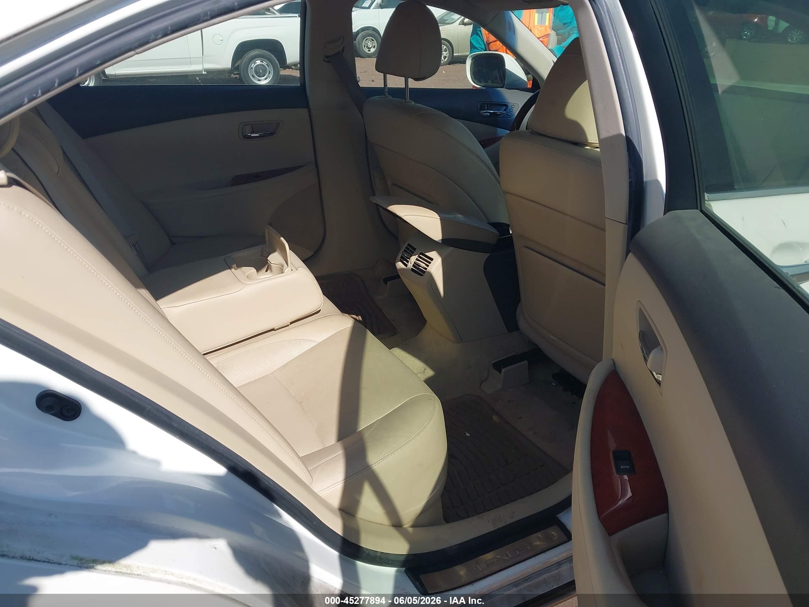 2007 Lexus Es 350   White vin: JTHBJ46G972015899