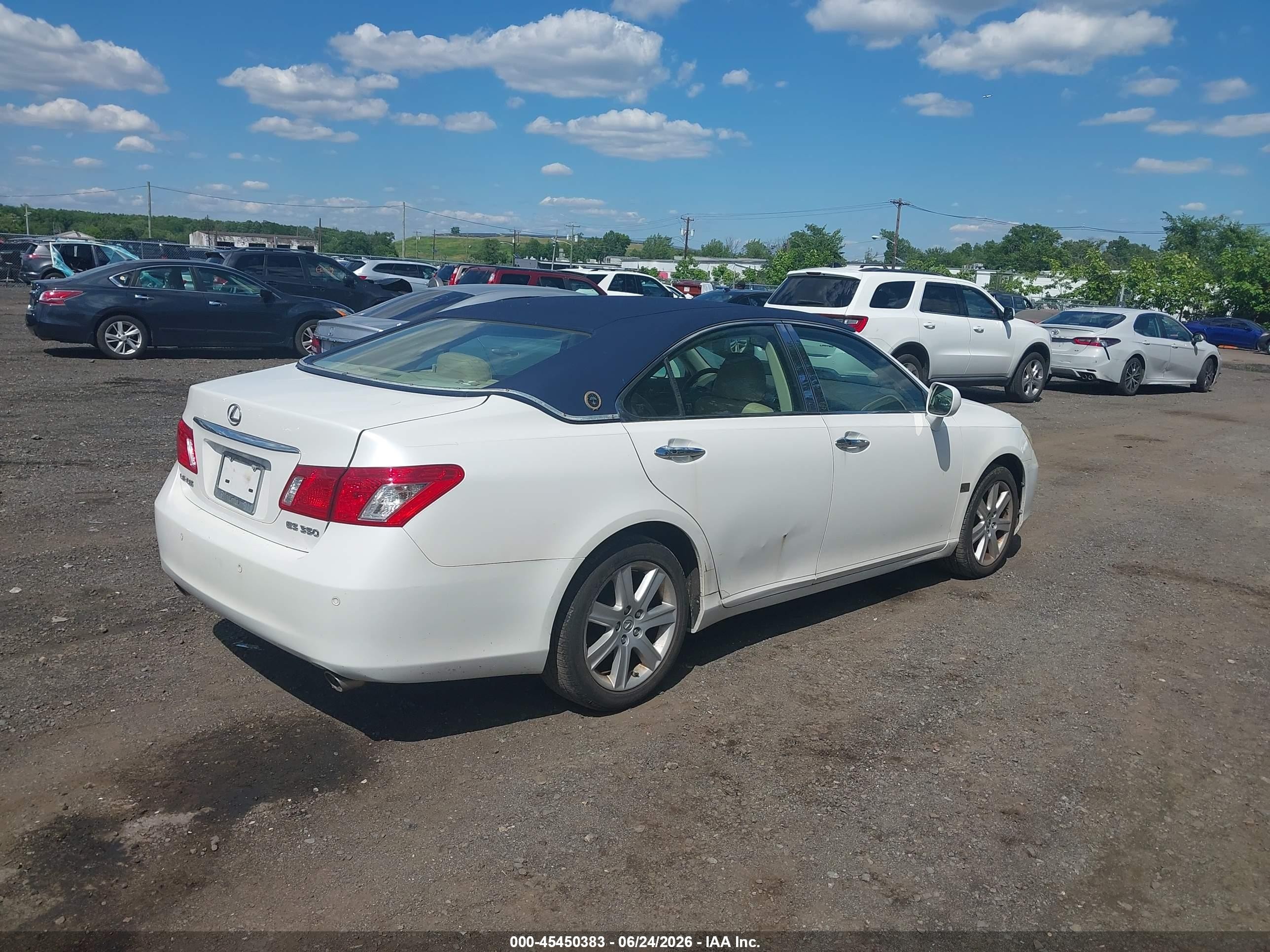 2007 Lexus Es 350   White vin: JTHBJ46G972056386