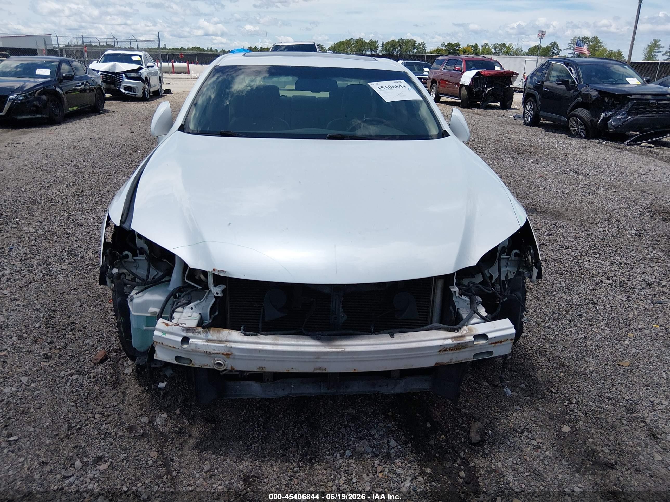 2007 Lexus Es 350   Белый vin: JTHBJ46G972085225