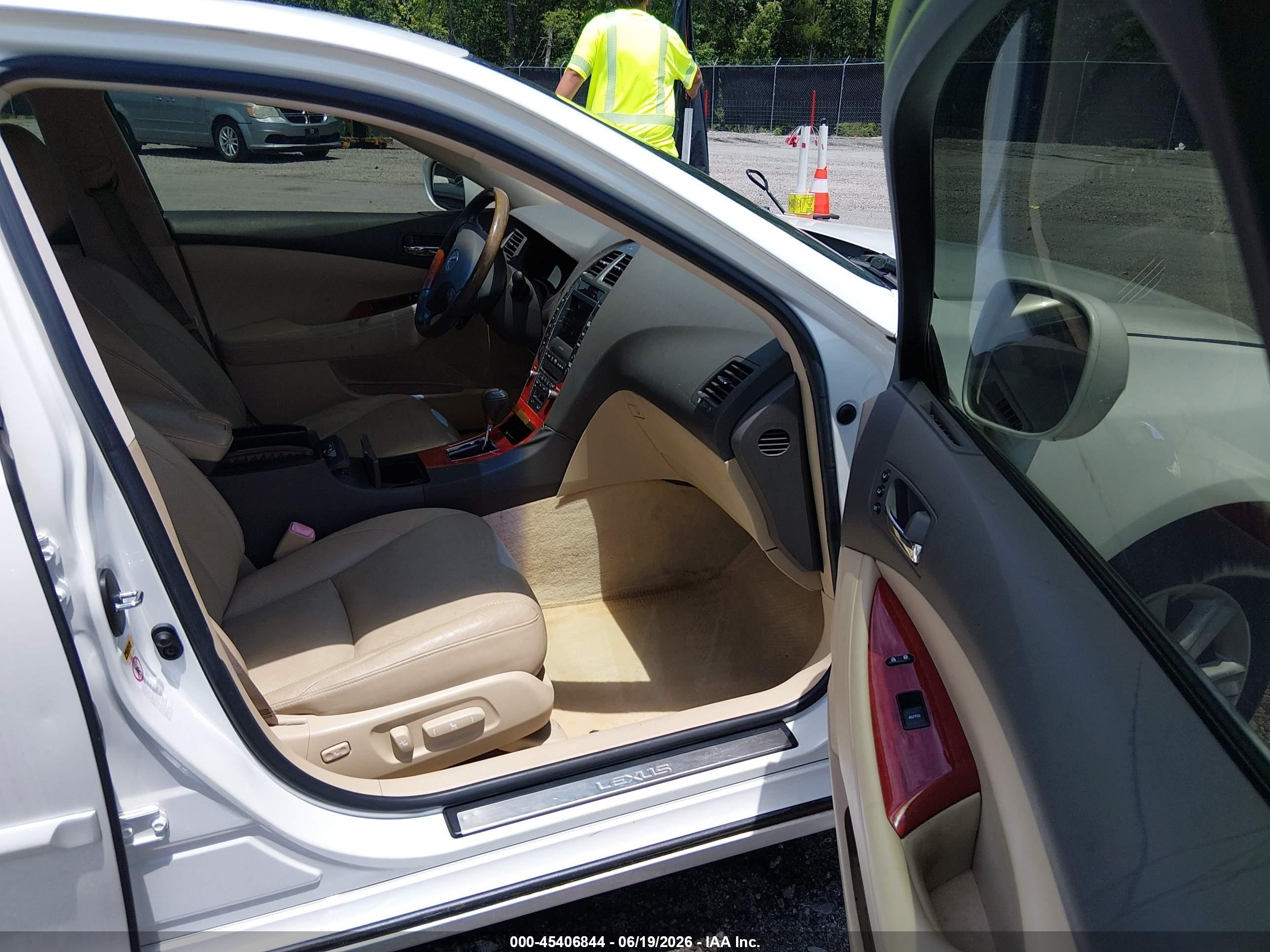 2007 Lexus Es 350   Белый vin: JTHBJ46G972085225