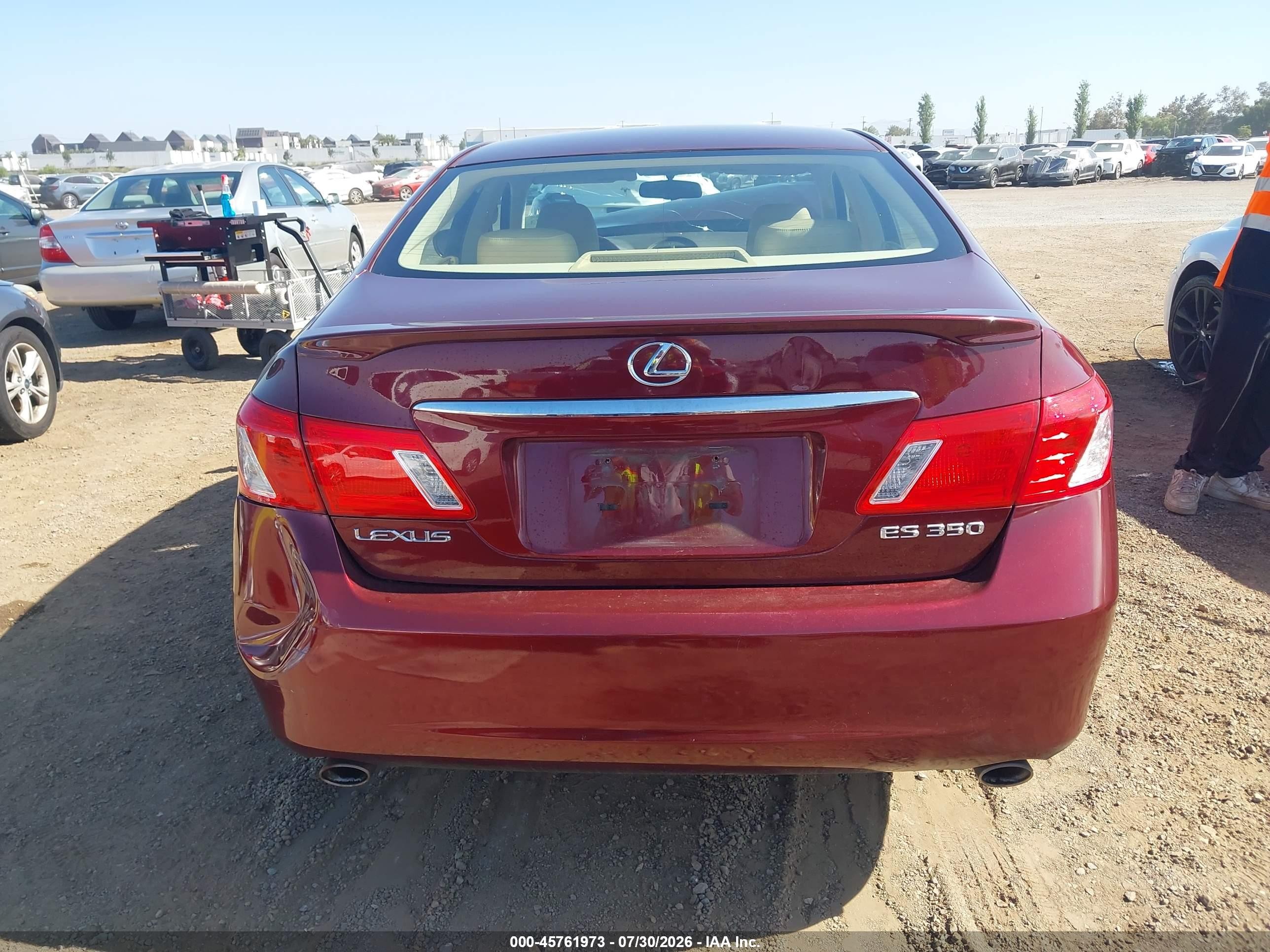 2008 Lexus Es 350   Бордовый vin: JTHBJ46G982220950