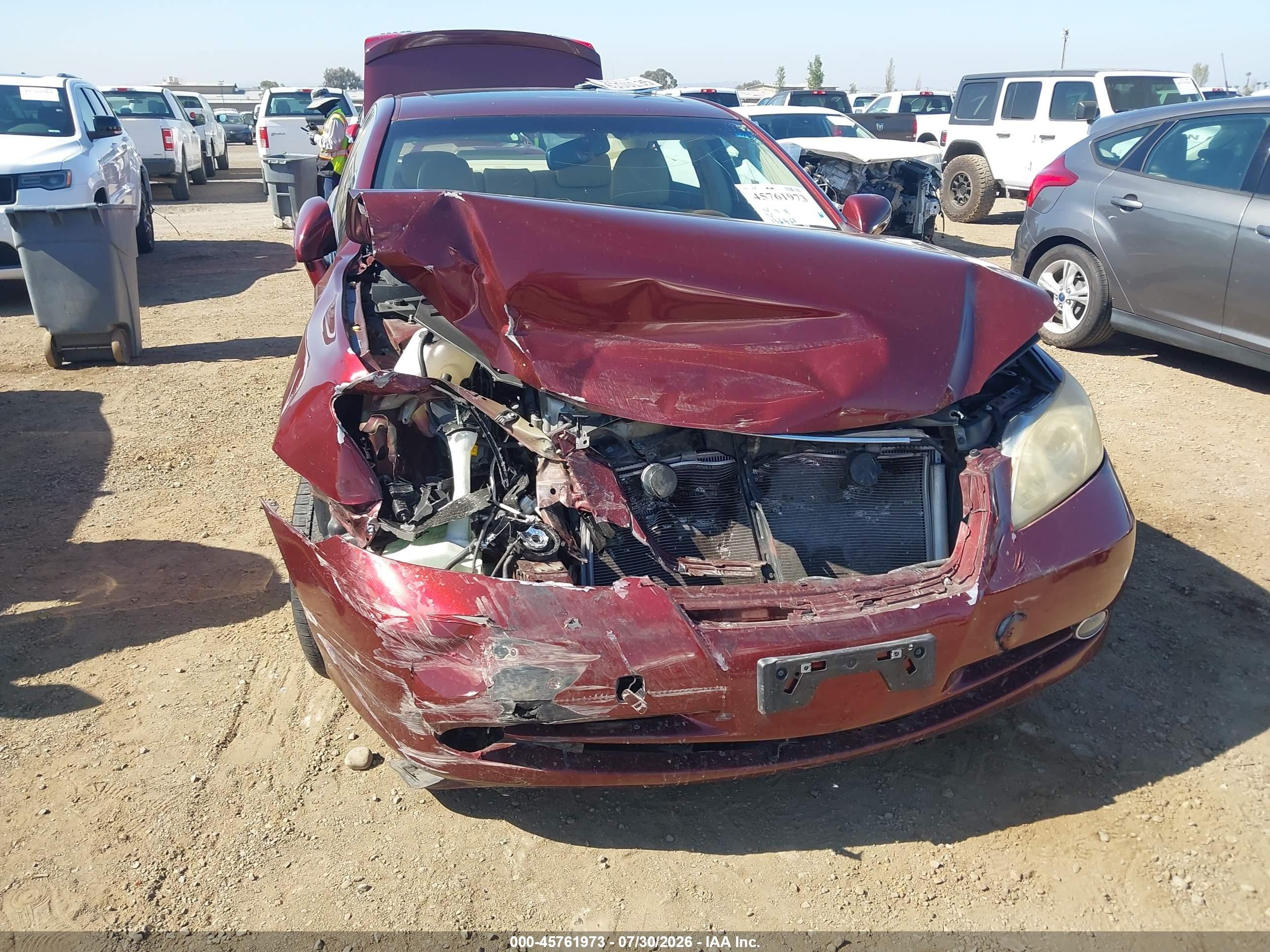 2008 Lexus Es 350   Бордовый vin: JTHBJ46G982220950