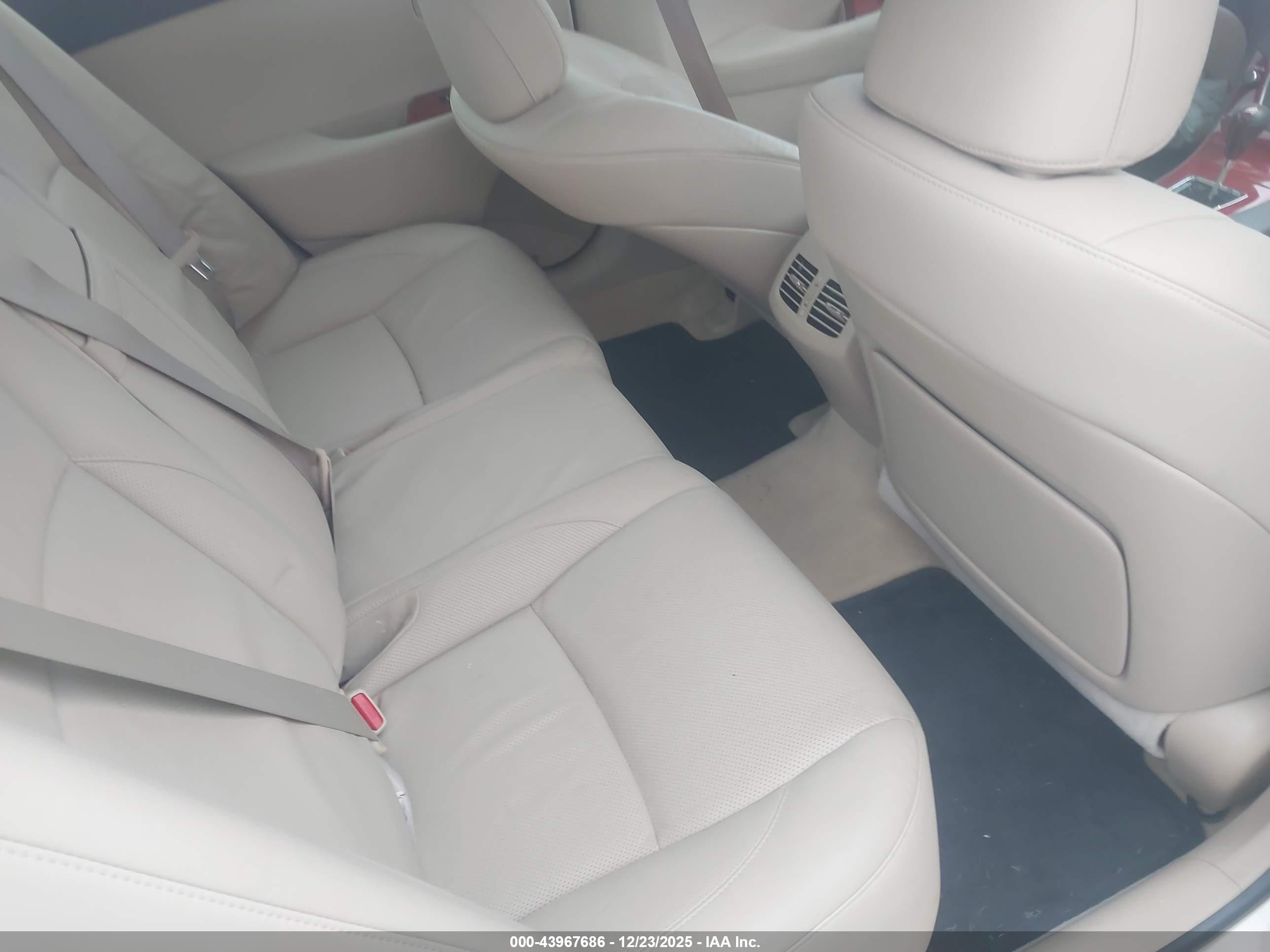 2008 Lexus Es 350   Gold vin: JTHBJ46G982266049