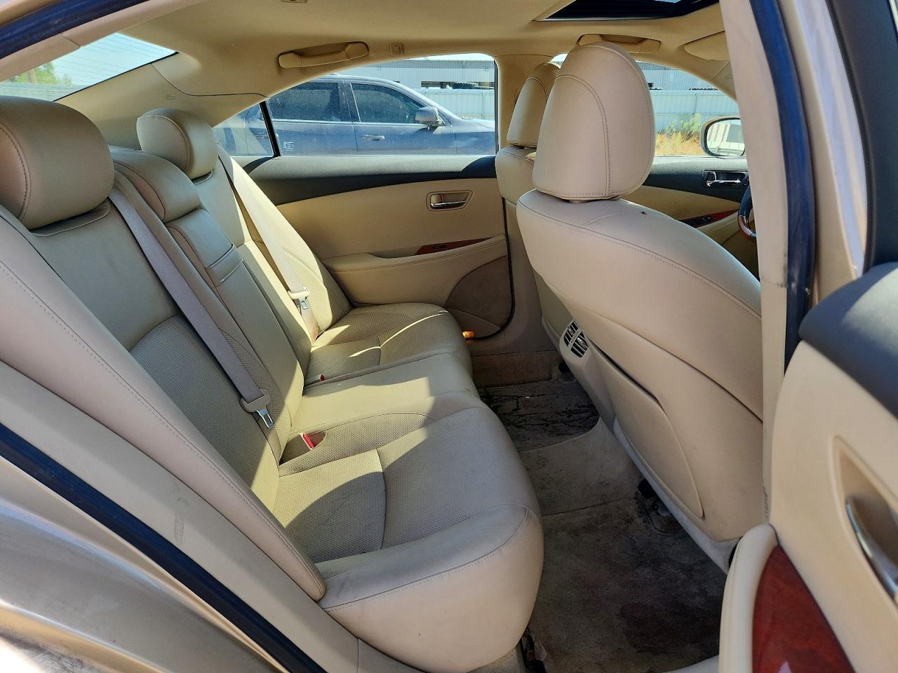 2007 Lexus Es 350 Beige vin: JTHBJ46GX72013630