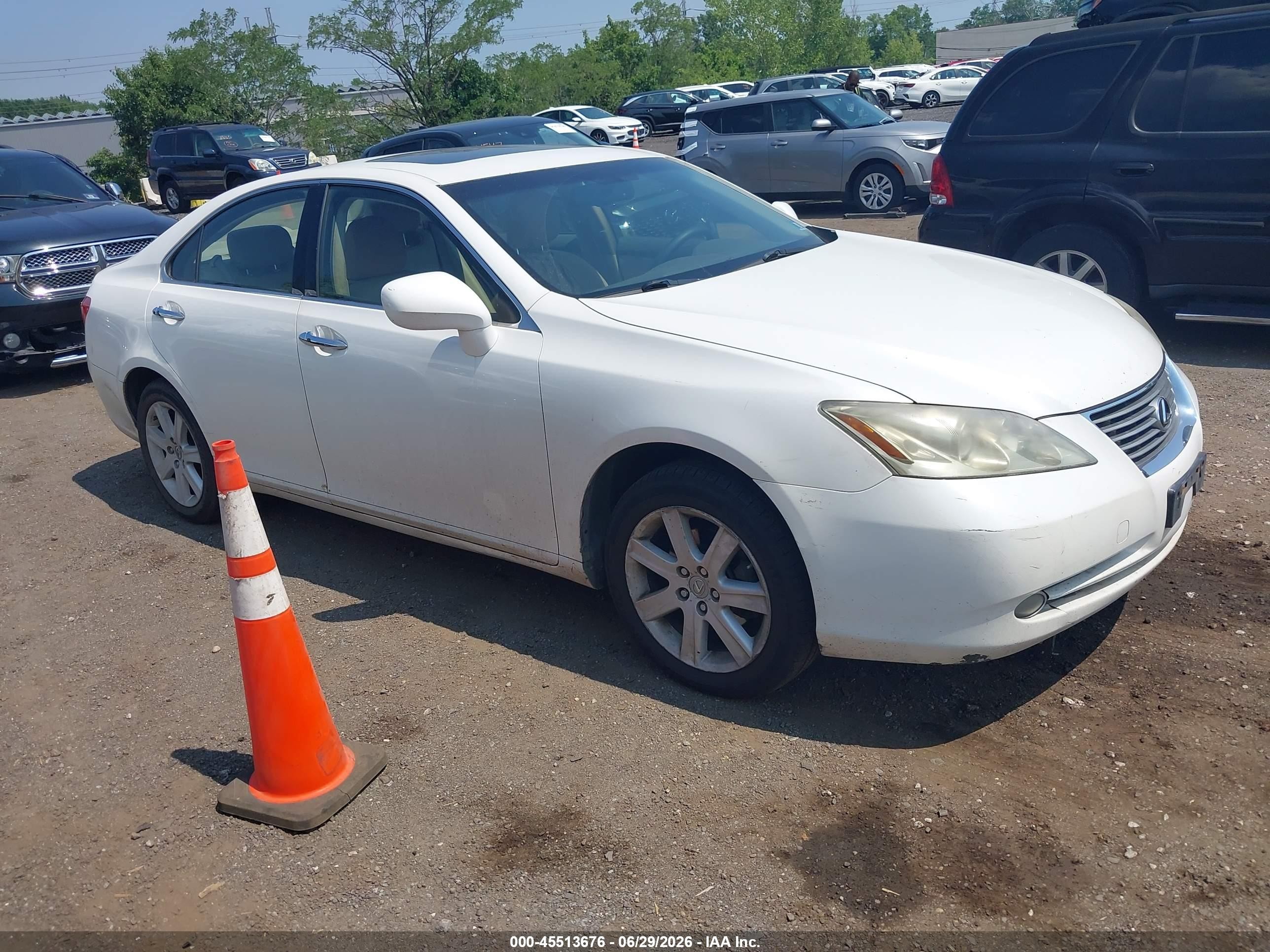 2007 Lexus Es 350   Белый vin: JTHBJ46GX72063606