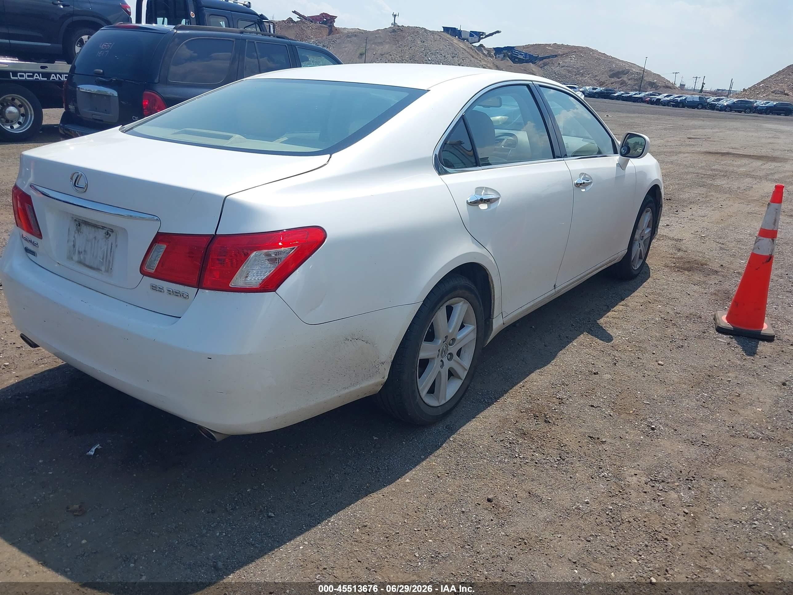 2007 Lexus Es 350   Белый vin: JTHBJ46GX72063606