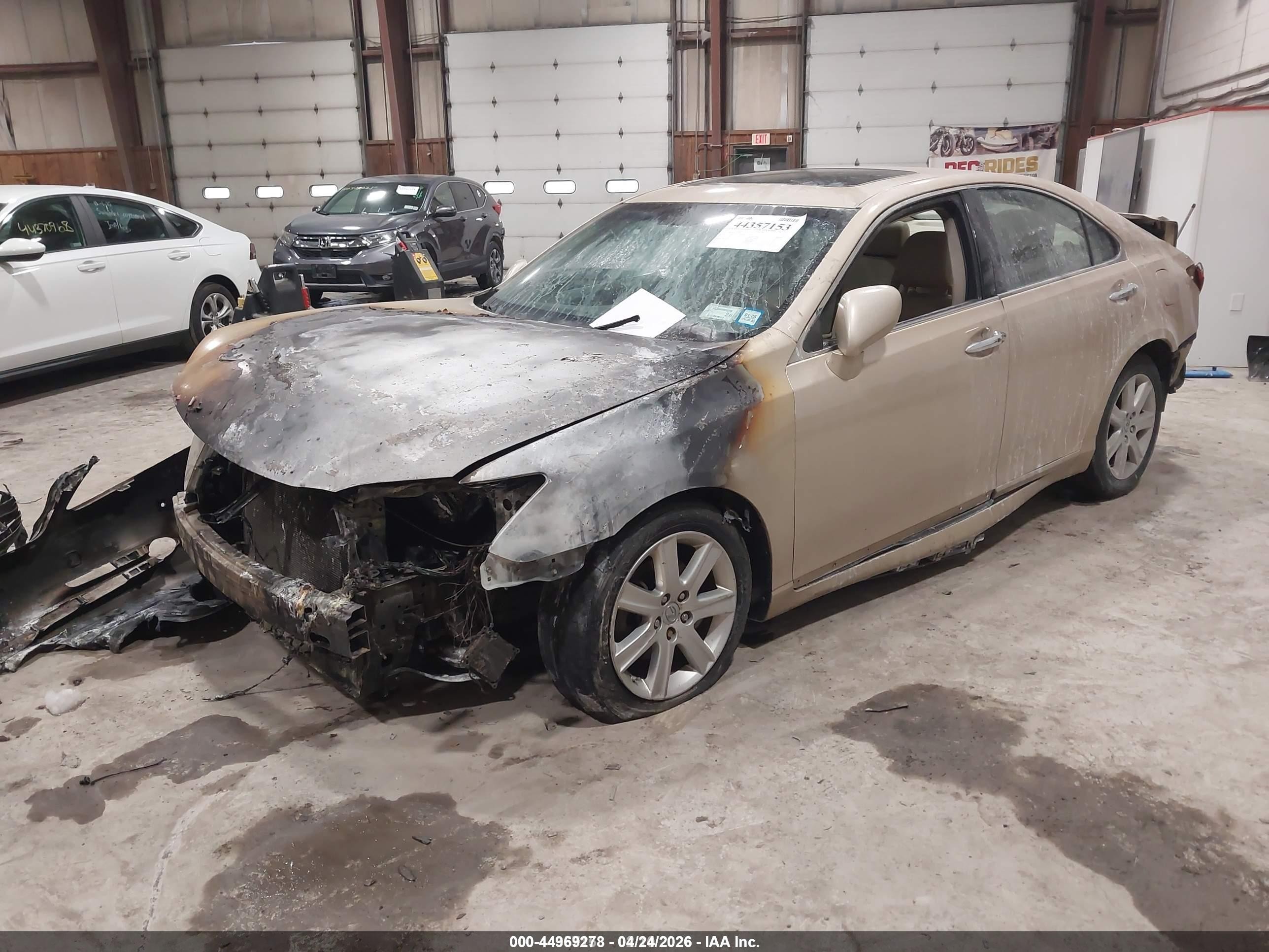 2007 Lexus Es 350   Gold vin: JTHBJ46GX72072869