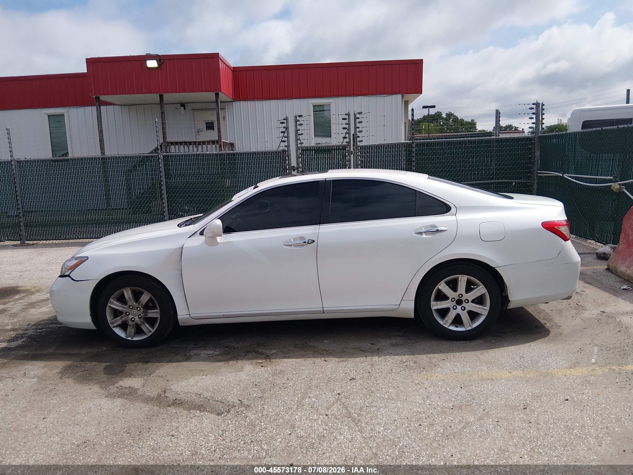 2008 Lexus Es 350 White vin: JTHBJ46GX82220908