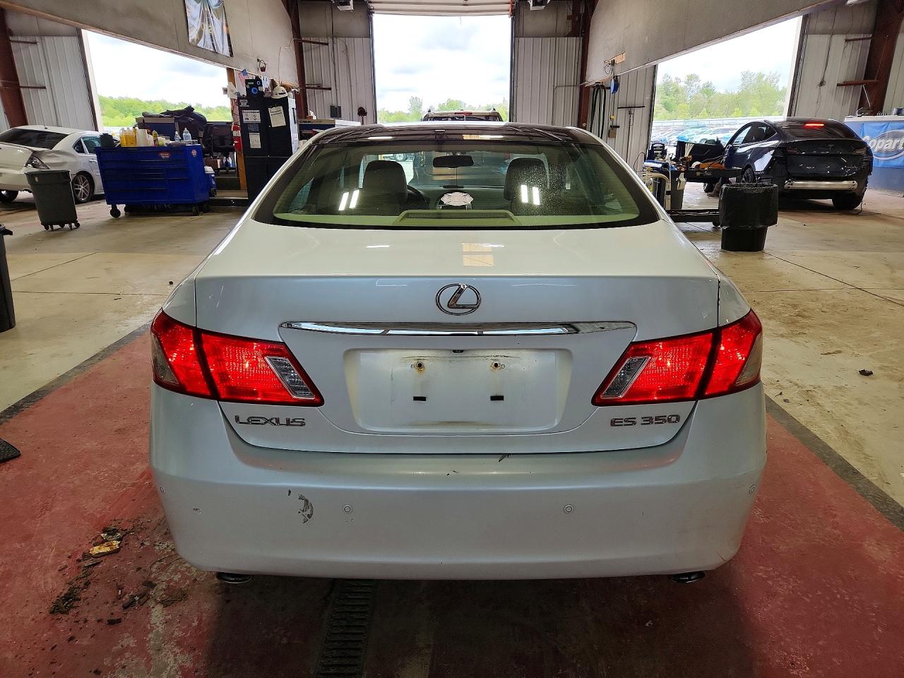 2008 Lexus Es 350 Белый vin: JTHBJ46GX82231651