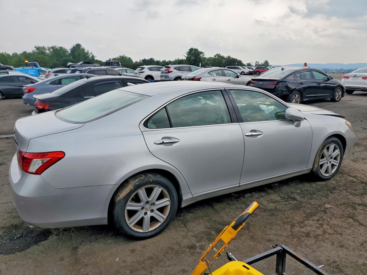 2008 Lexus Es 350 Silver vin: JTHBJ46GX82246117