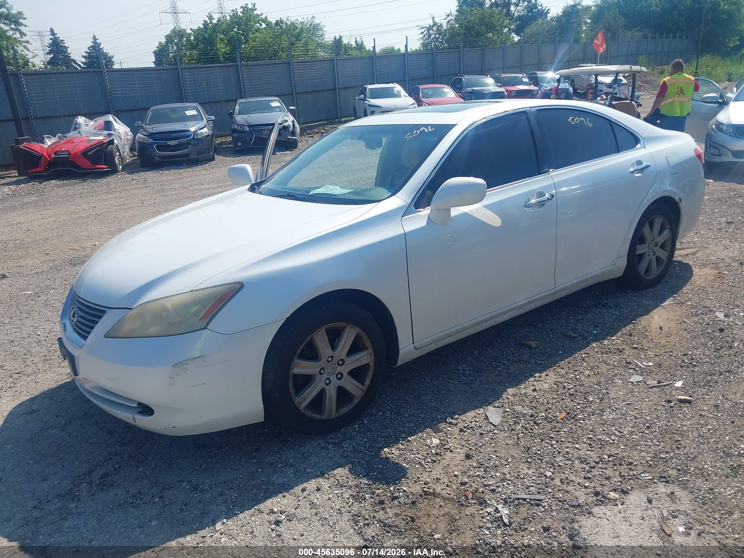 2008 Lexus Es 350   White vin: JTHBJ46GX82264861