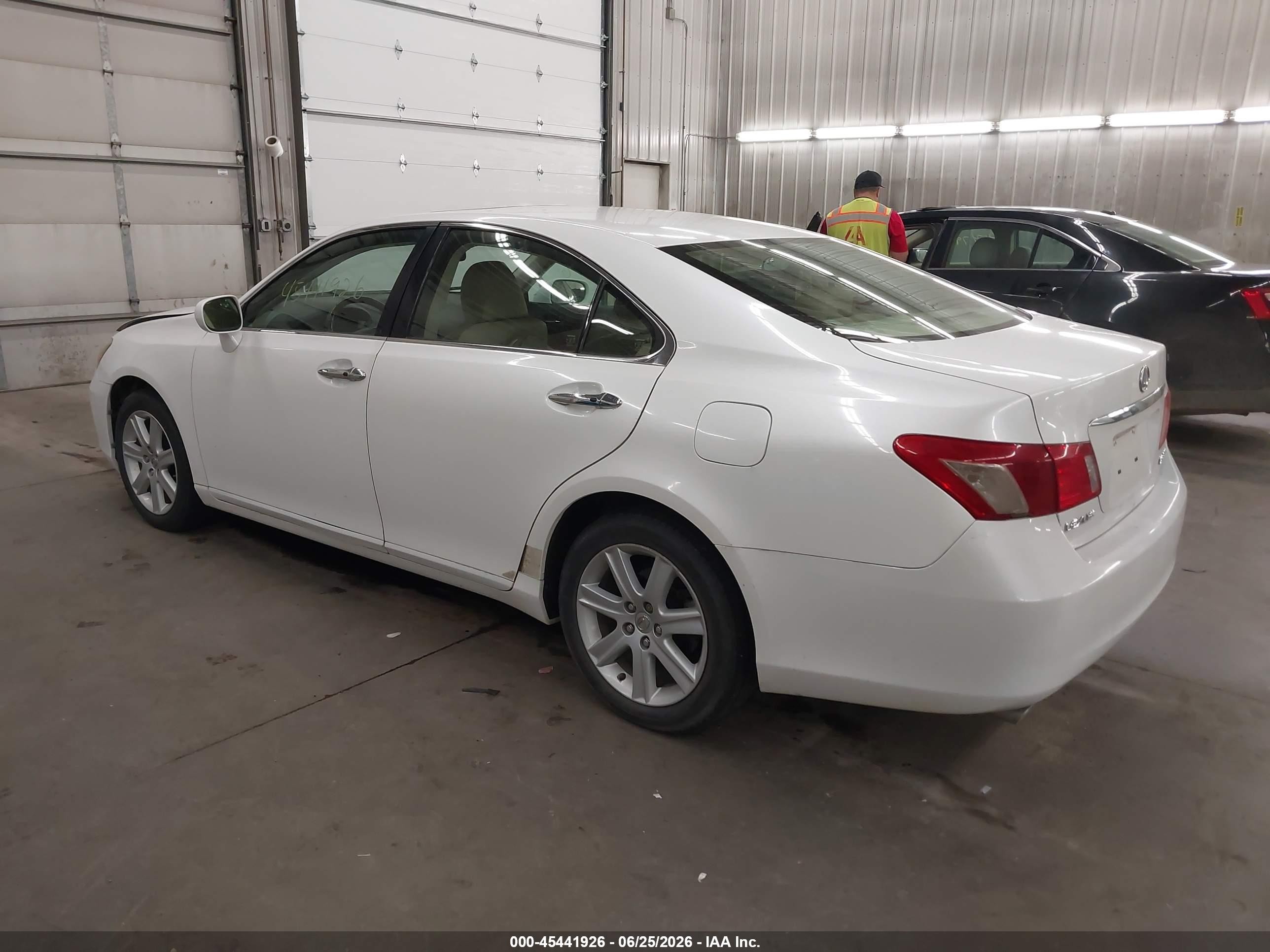 2009 Lexus Es 350   White vin: JTHBJ46GX92289180