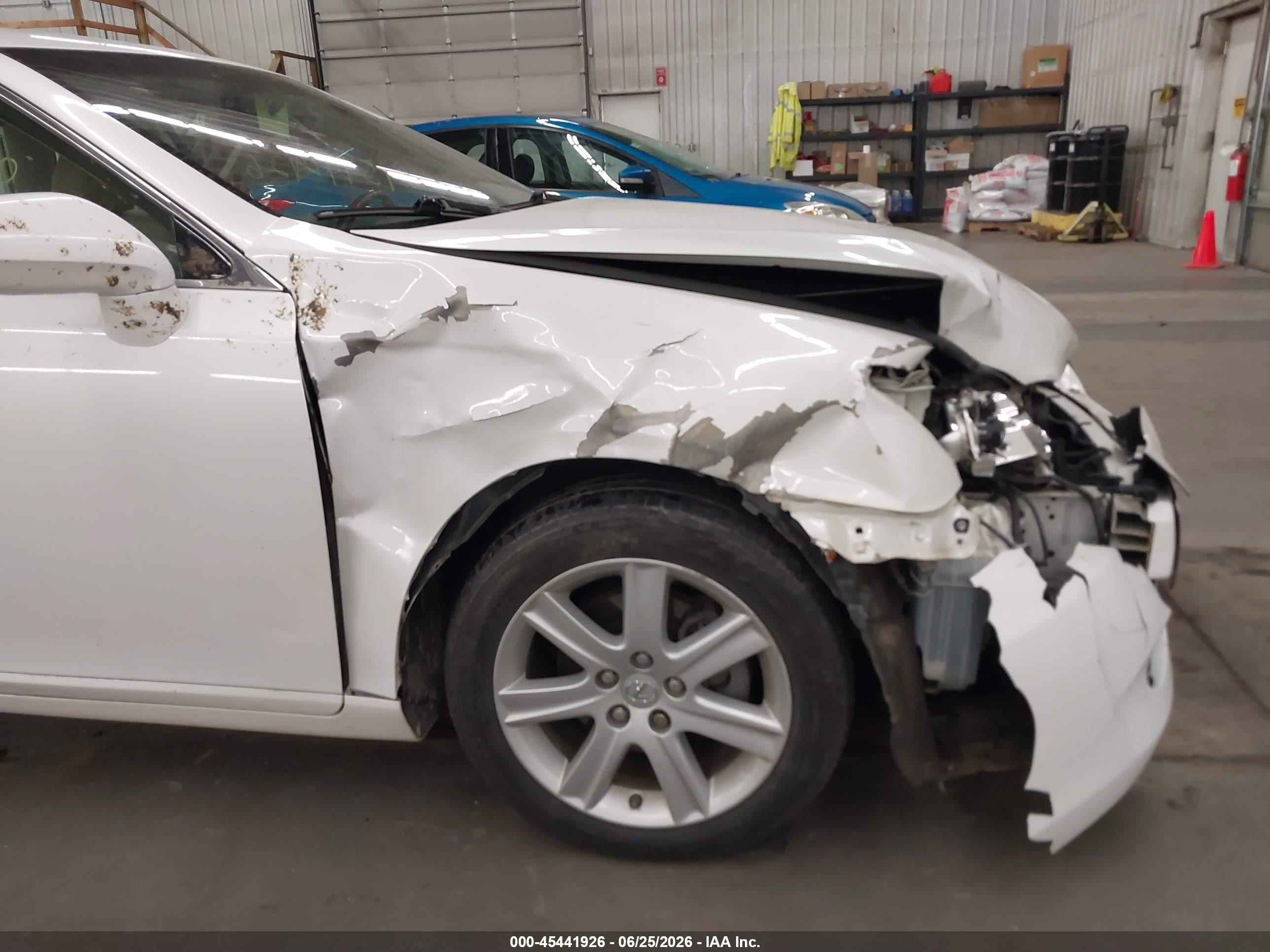 2009 Lexus Es 350   White vin: JTHBJ46GX92289180