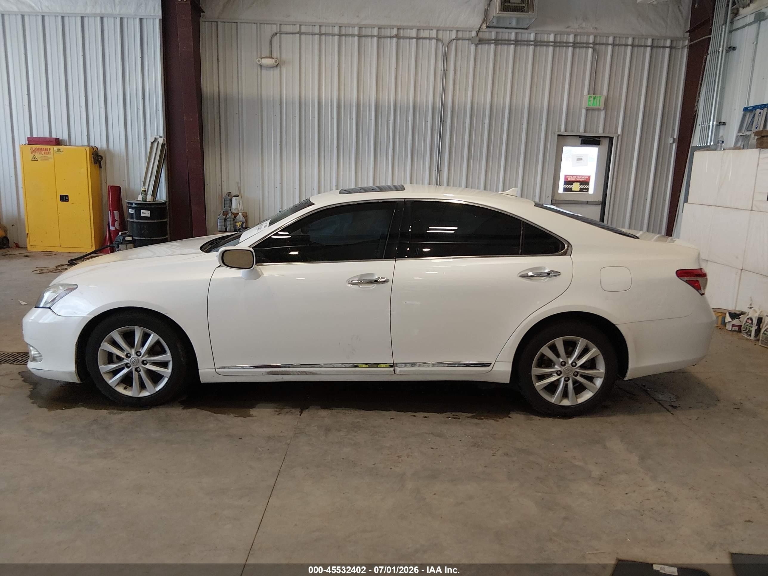 2010 Lexus Es 350 White vin: JTHBK1EG0A2346410
