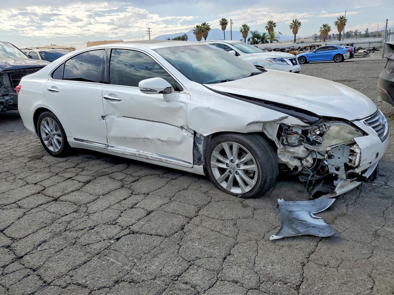 2010 Lexus Es 350 White vin: JTHBK1EG0A2360694