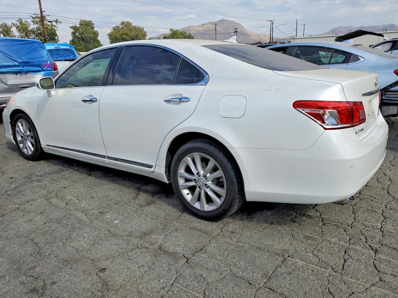 2010 Lexus Es 350 White vin: JTHBK1EG0A2360694