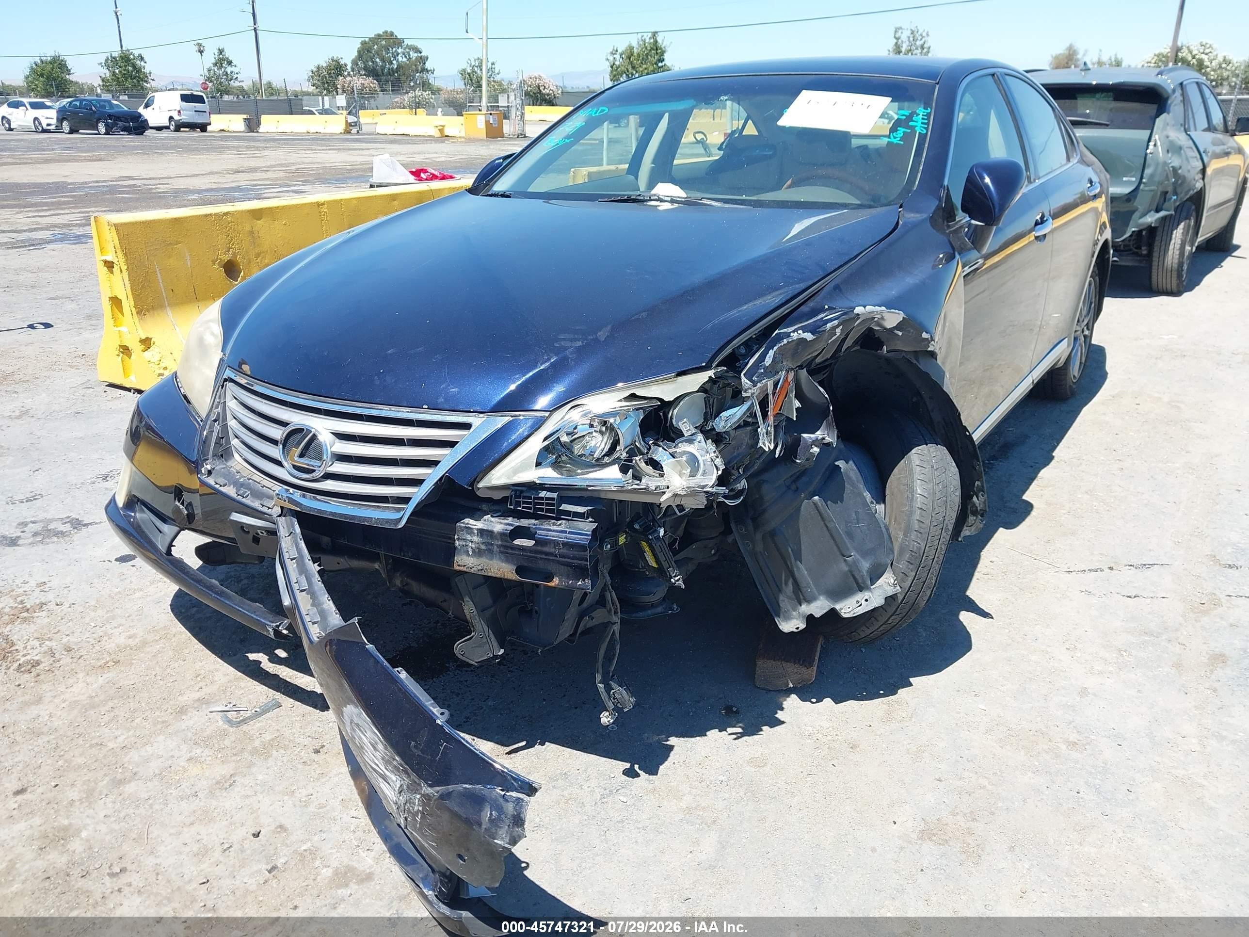 2010 Lexus Es 350 Dark Blue vin: JTHBK1EG0A2362008