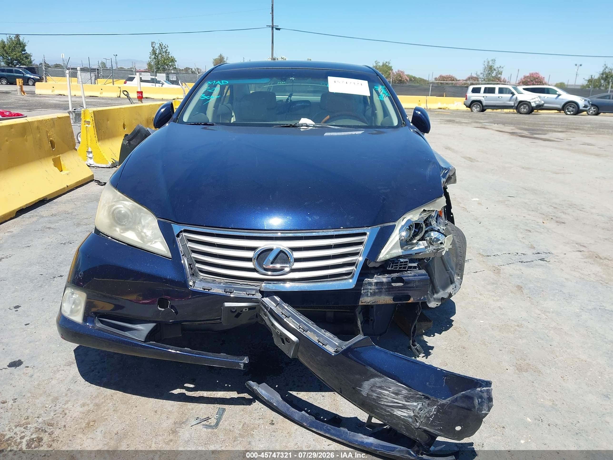 2010 Lexus Es 350 Dark Blue vin: JTHBK1EG0A2362008