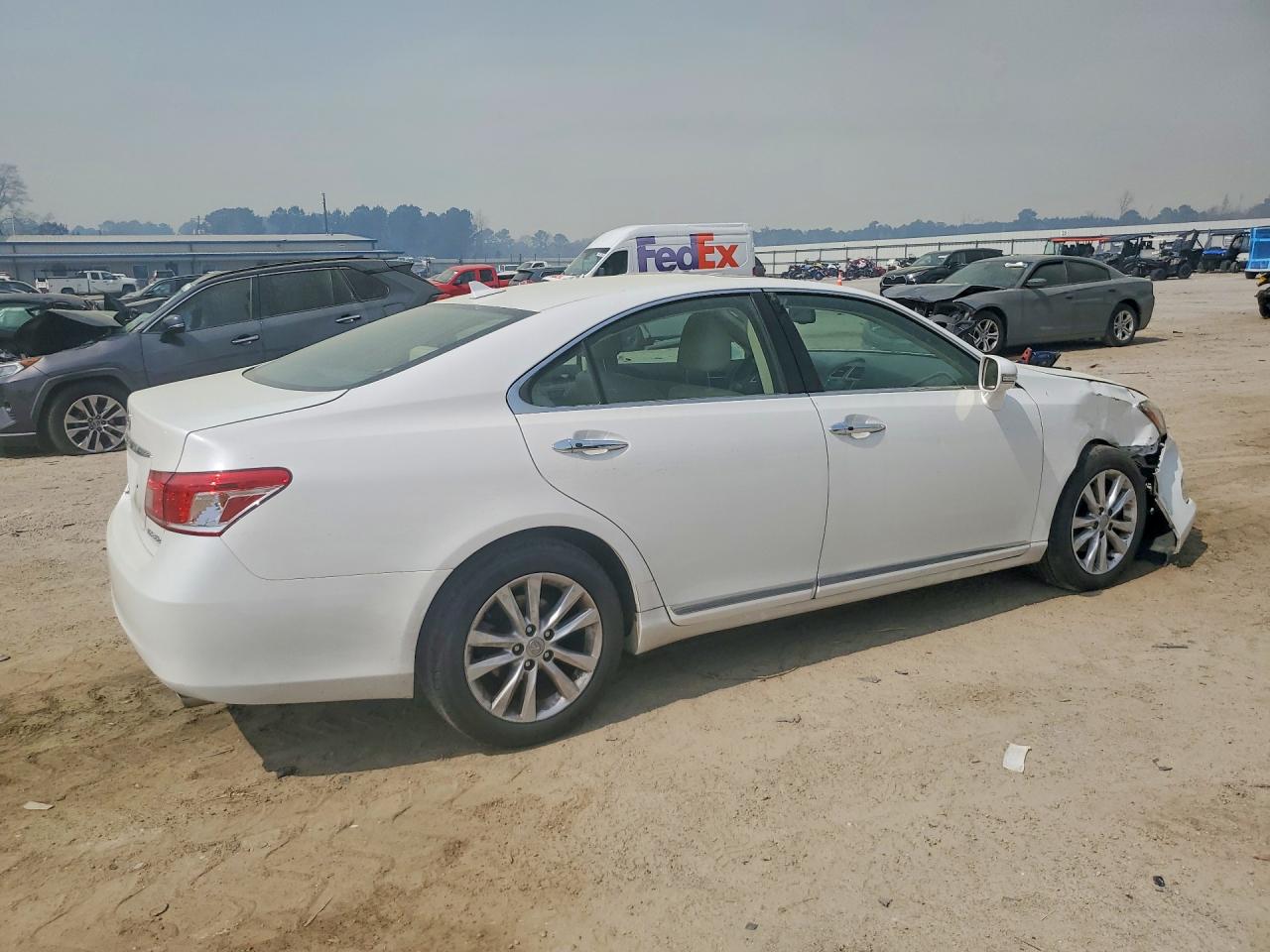 2010 Lexus Es 350 Base White vin: JTHBK1EG0A2368424