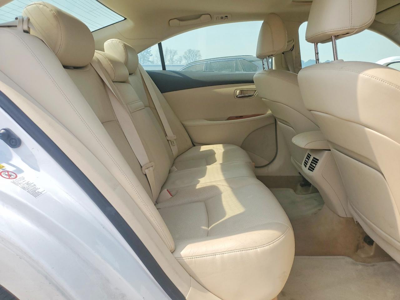 2010 Lexus Es 350 Base White vin: JTHBK1EG0A2368424