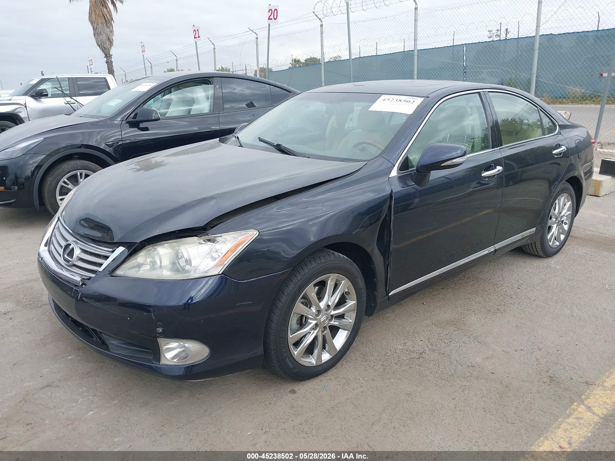 2010 Lexus Es 350   Black vin: JTHBK1EG0A2376183