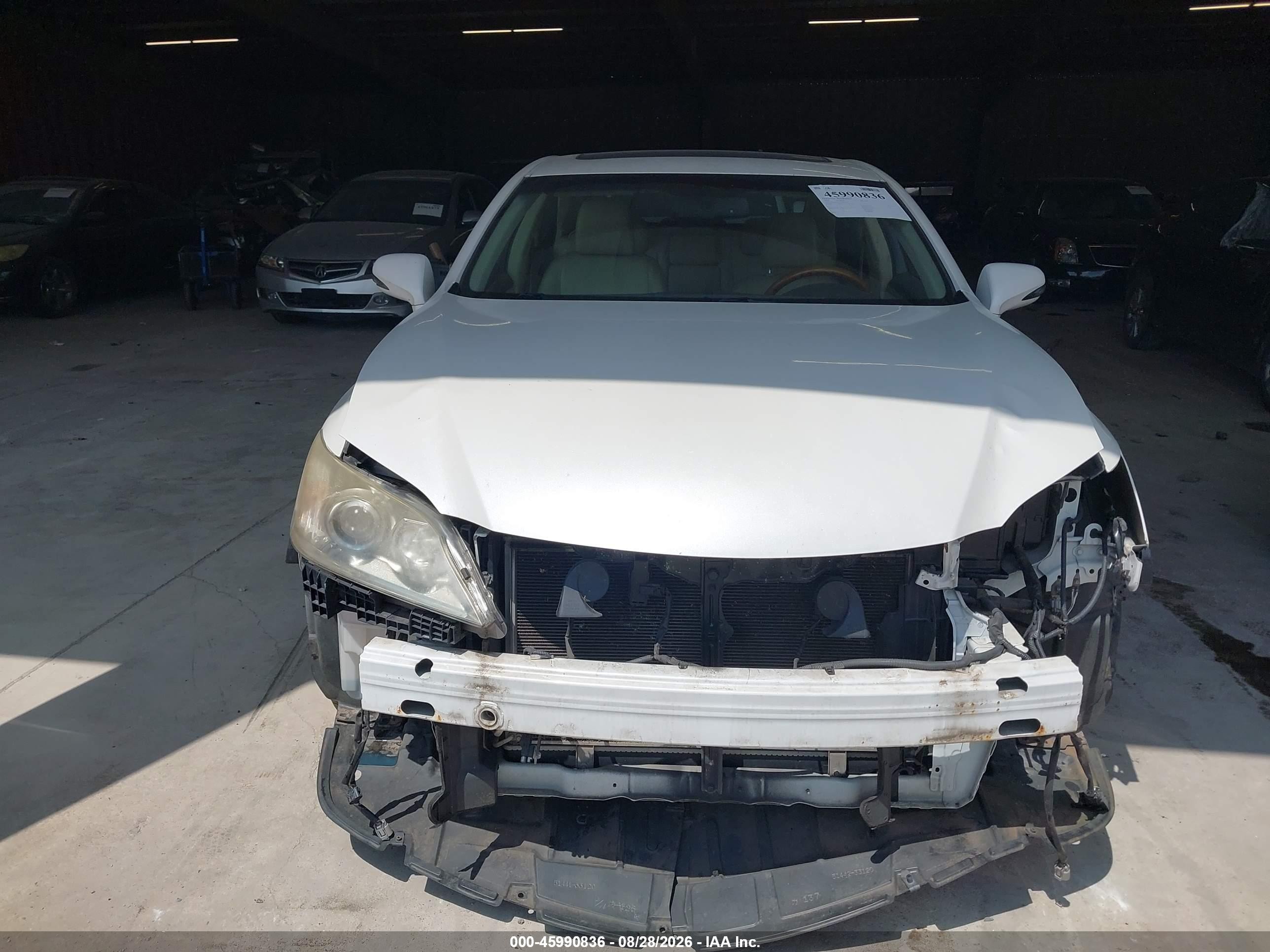 2010 Lexus Es 350   White vin: JTHBK1EG0A2381674